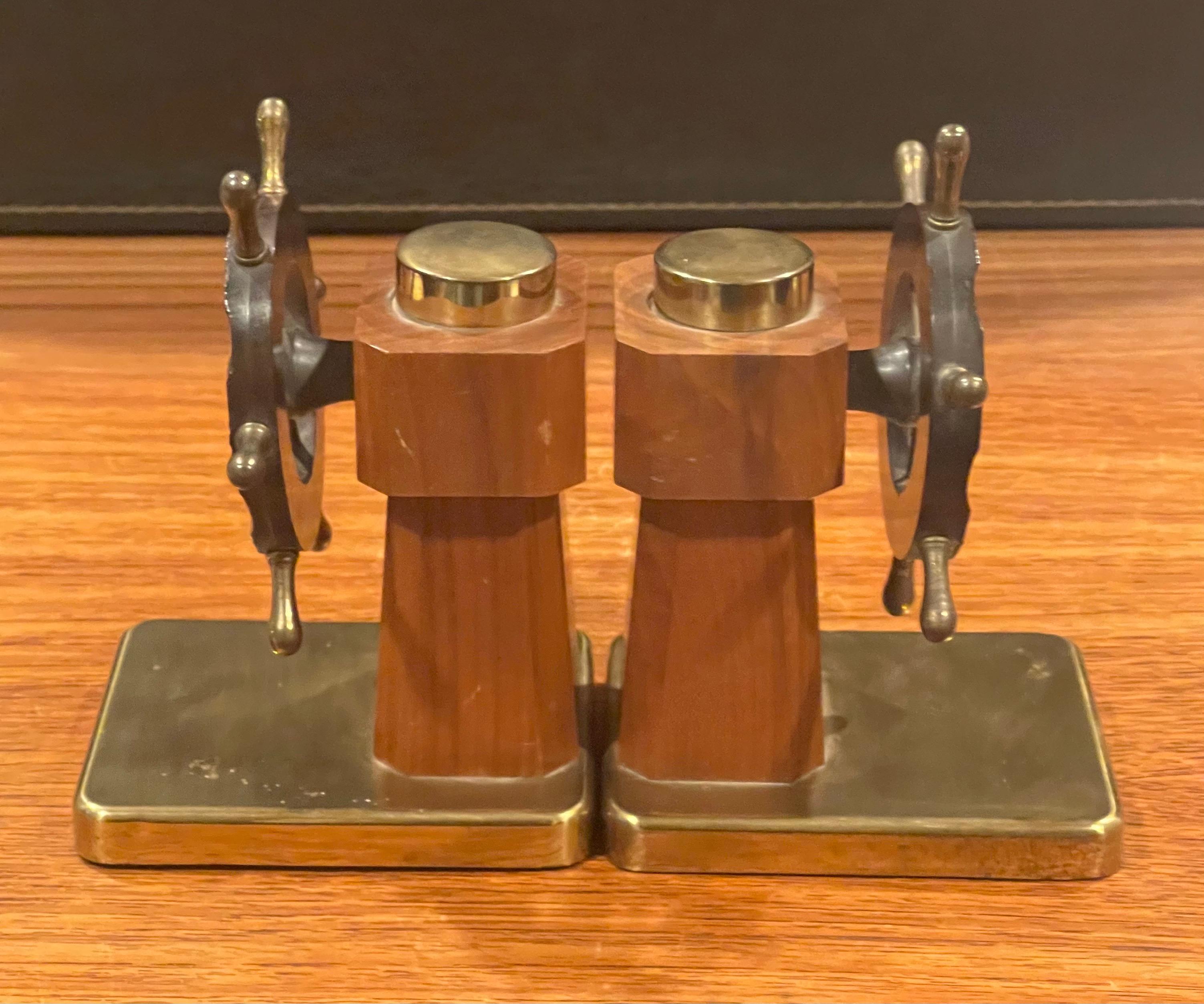 Pair of Art Deco Ship's Wheel Bookends by Walter Von Nessen for Chase & Co. For Sale 1