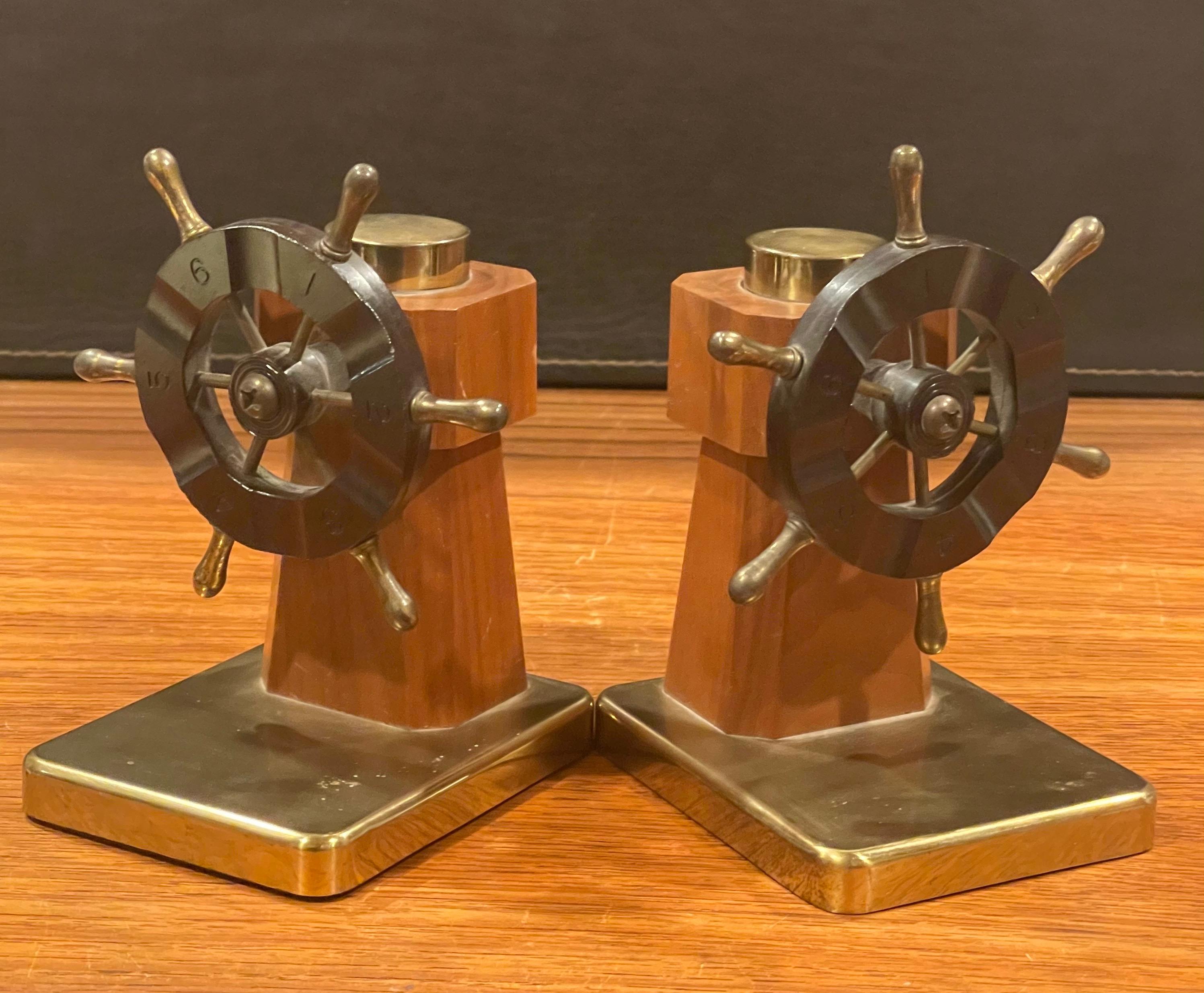Pair of Art Deco Ship's Wheel Bookends by Walter Von Nessen for Chase & Co. For Sale 2