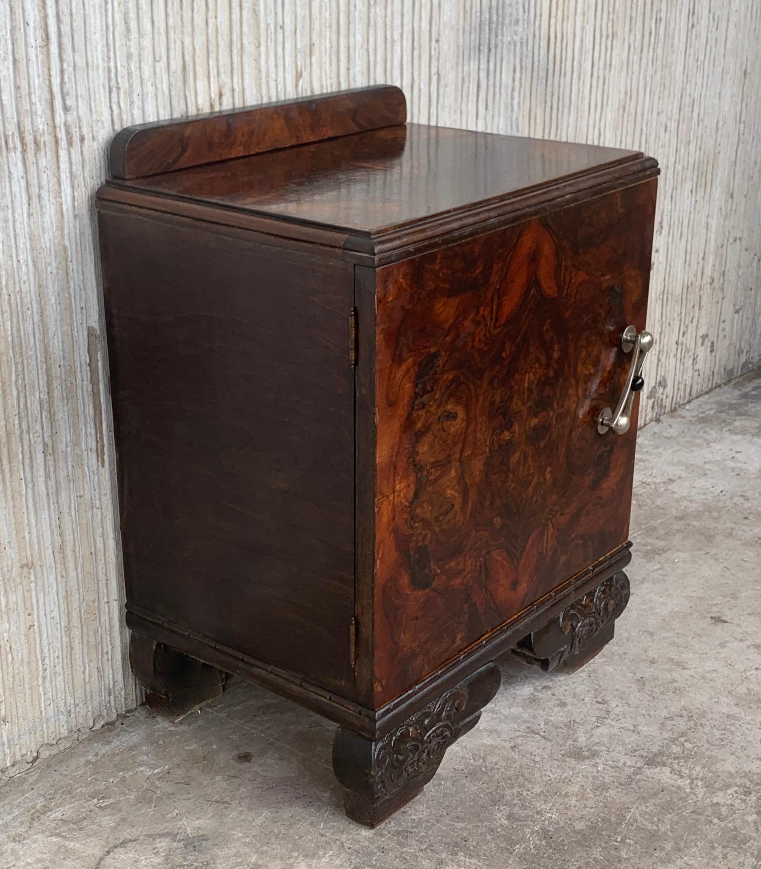 Pair of Art Deco Side Cabinets or Nightstands with Carved Ebonized Base In Good Condition For Sale In Miami, FL