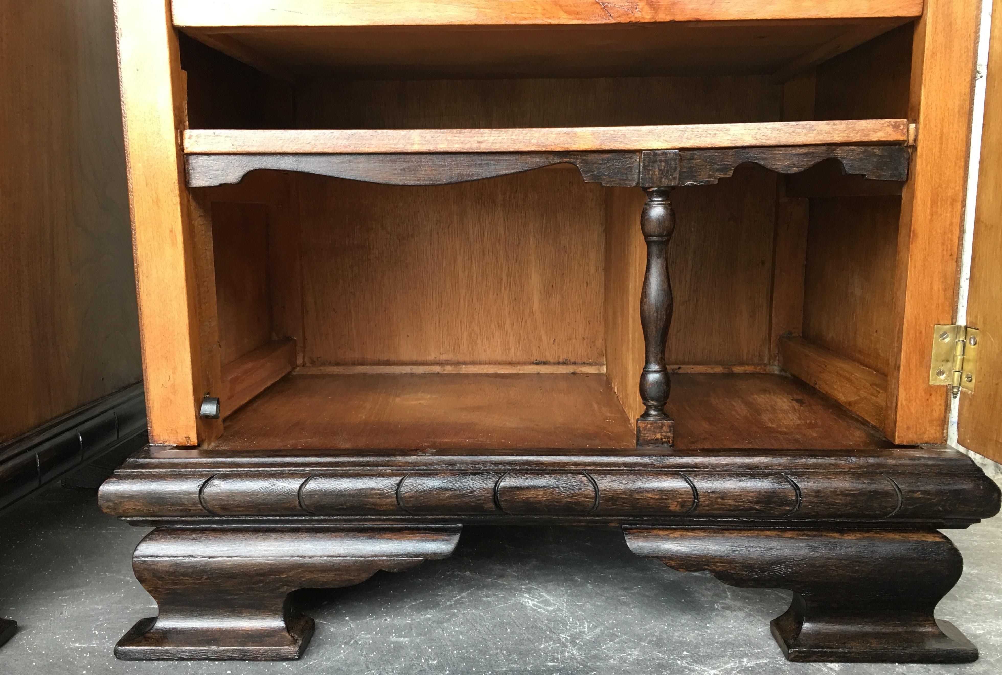 Pair of Art Deco Side Cabinets or Nightstands with Ebonized Base and Burl Walnut 5