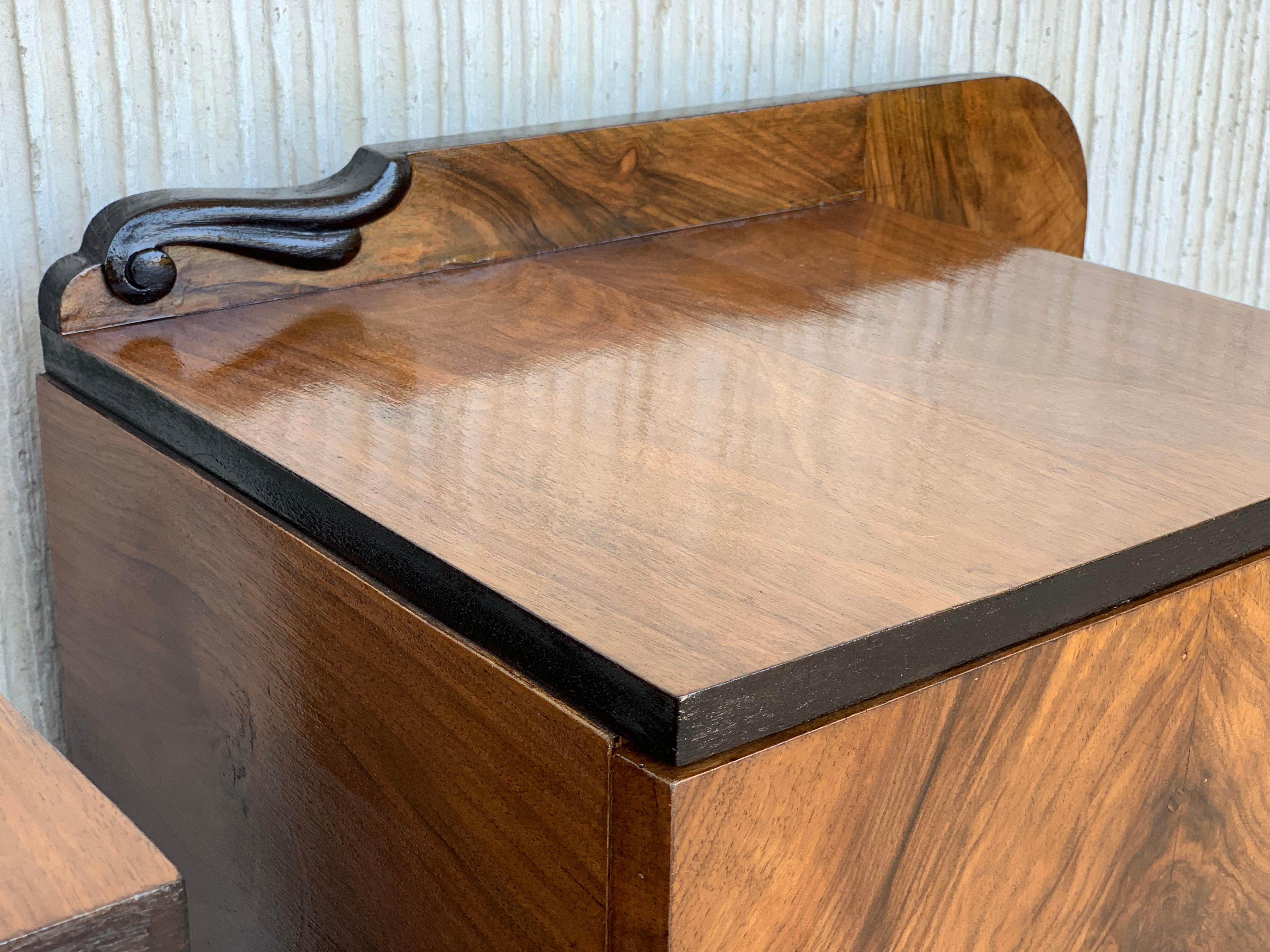 Pair of Art Deco Side Cabinets or Nightstands with Ebonized Base and Burl Walnut 5