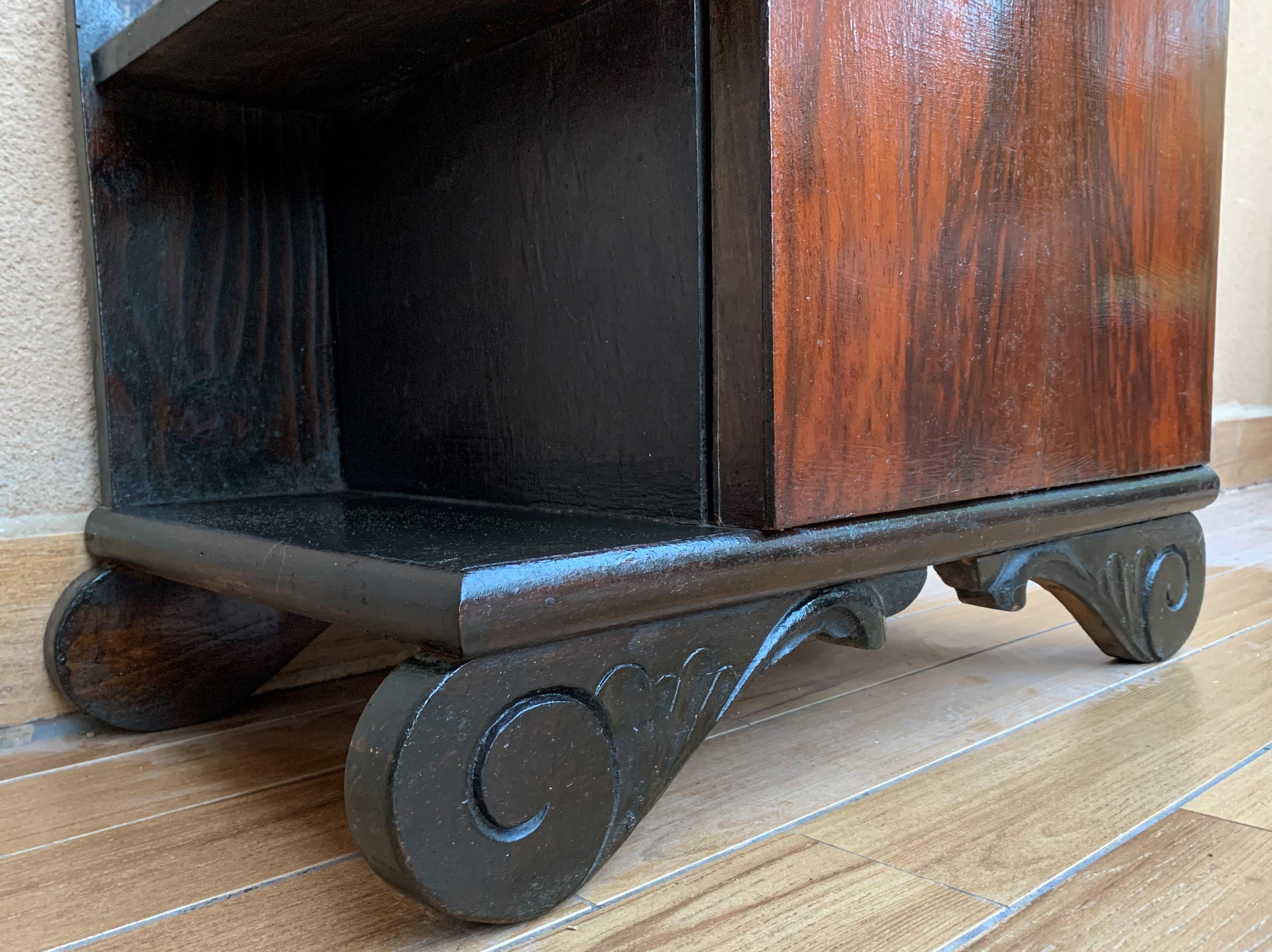 Pair of Art Deco Side Cabinets or Nightstands with Ebonized Base and Burl Walnut For Sale 8