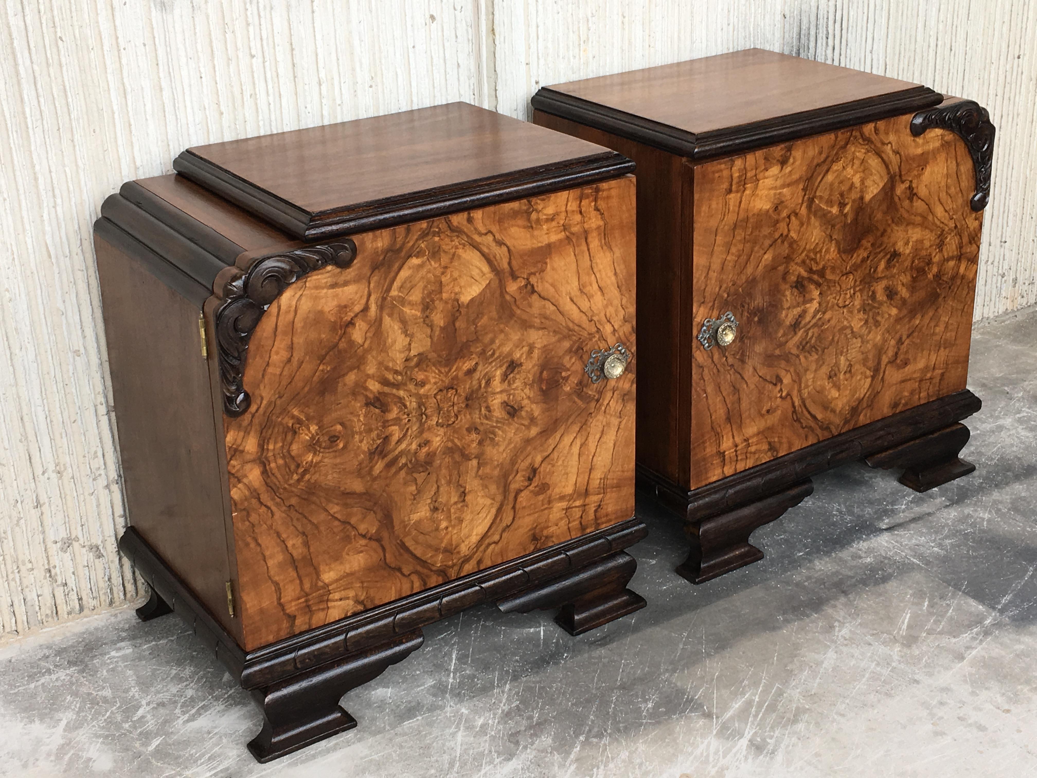 French Pair of Art Deco Side Cabinets or Nightstands with Ebonized Base and Burl Walnut