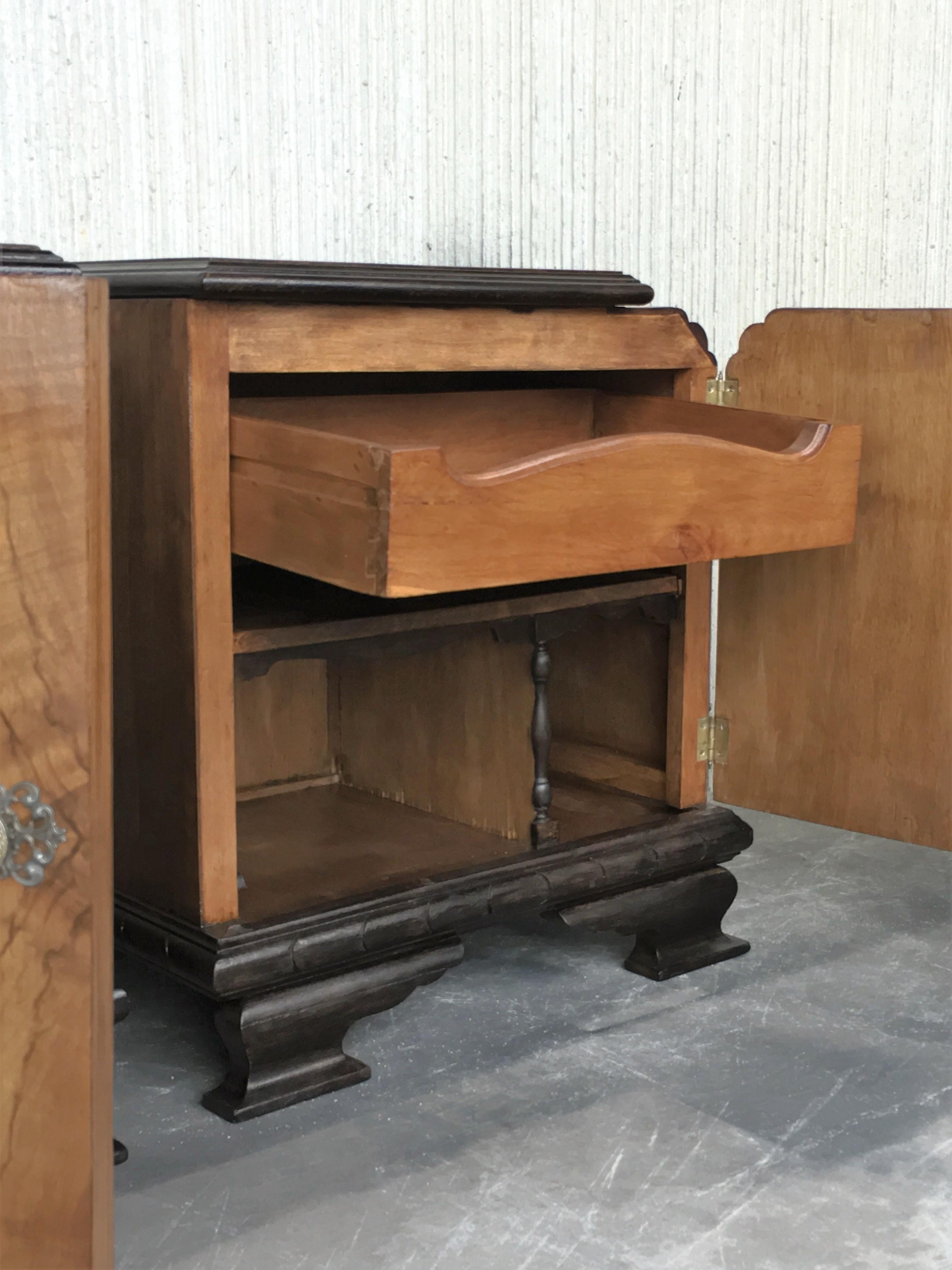 Pair of Art Deco Side Cabinets or Nightstands with Ebonized Base and Burl Walnut 3