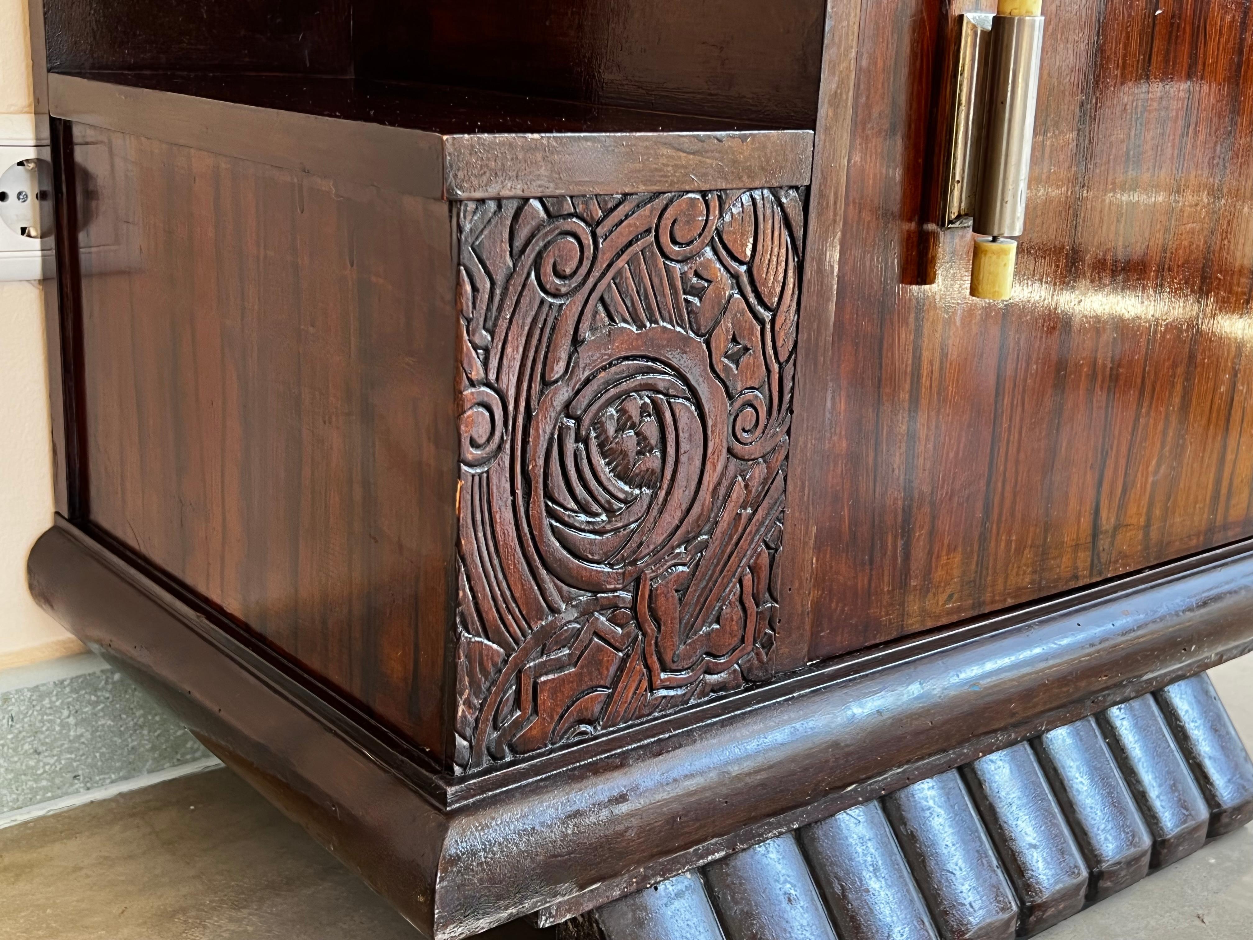 Pair of Art Deco Side Cabinets or Nightstands with Ebonized Base For Sale 5