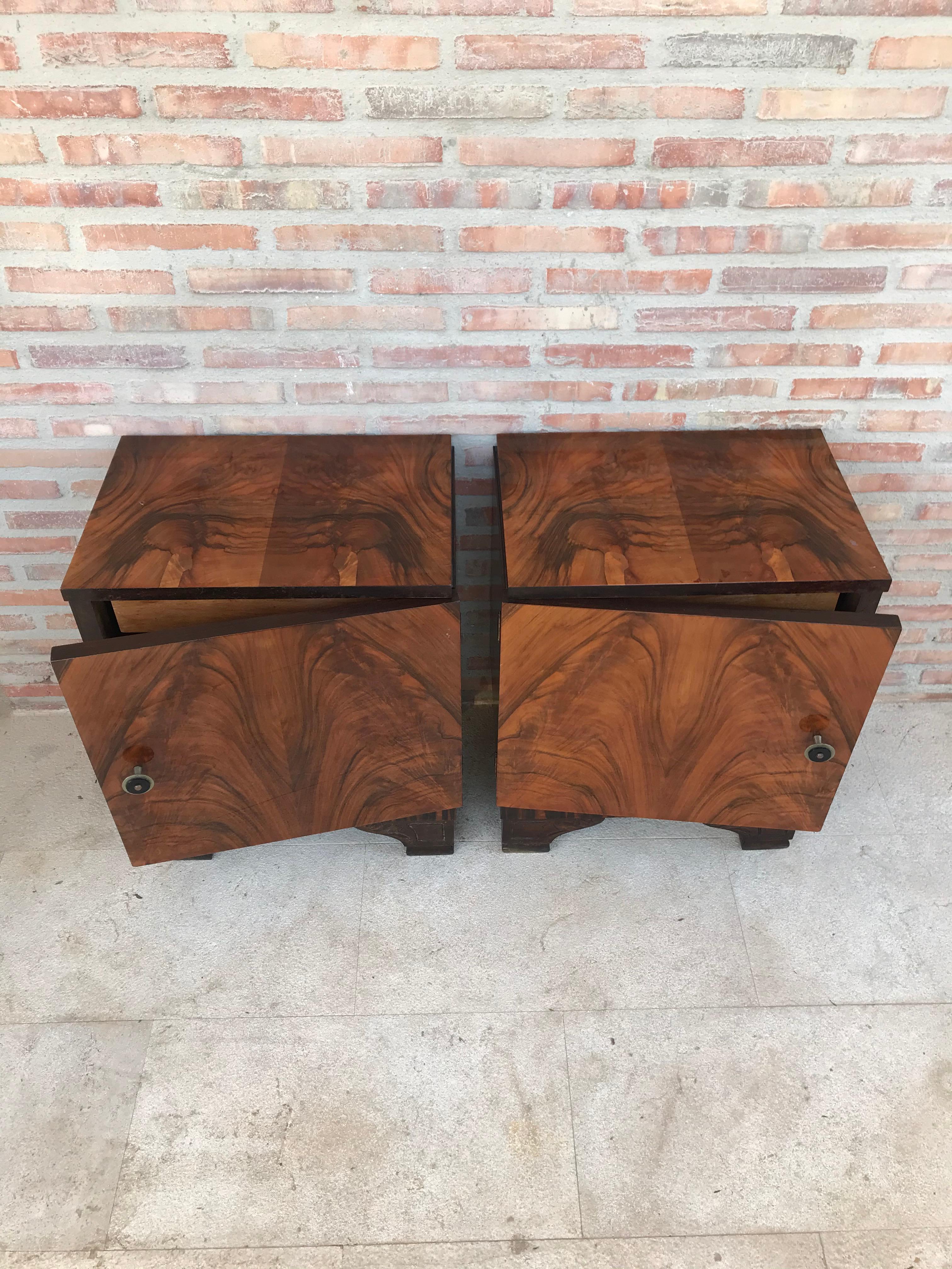 20th Century Pair of Art Deco Side Cabinets or Nightstands with Ebonized Base