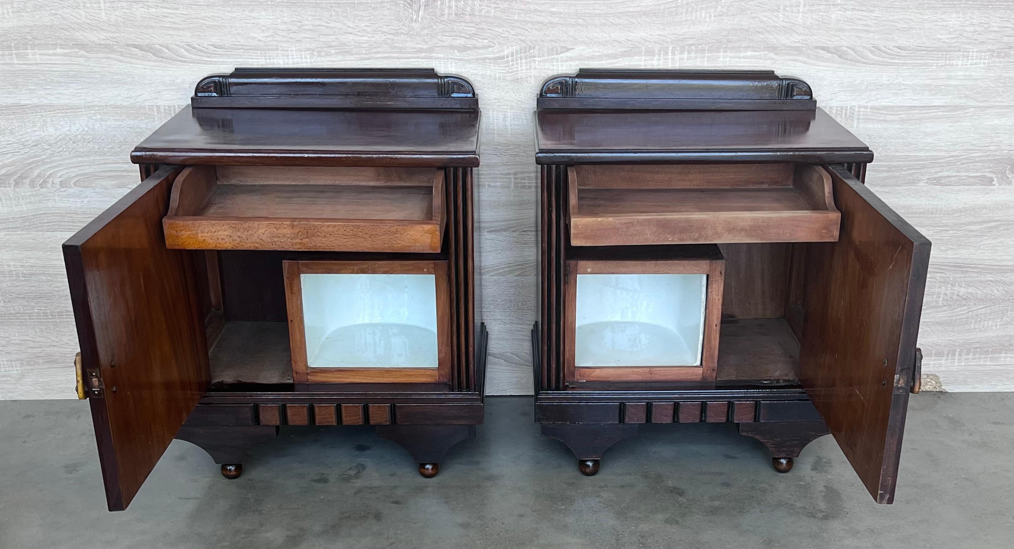 Walnut Pair of Art Deco Side Cabinets or Nightstands with Ebonized Base For Sale