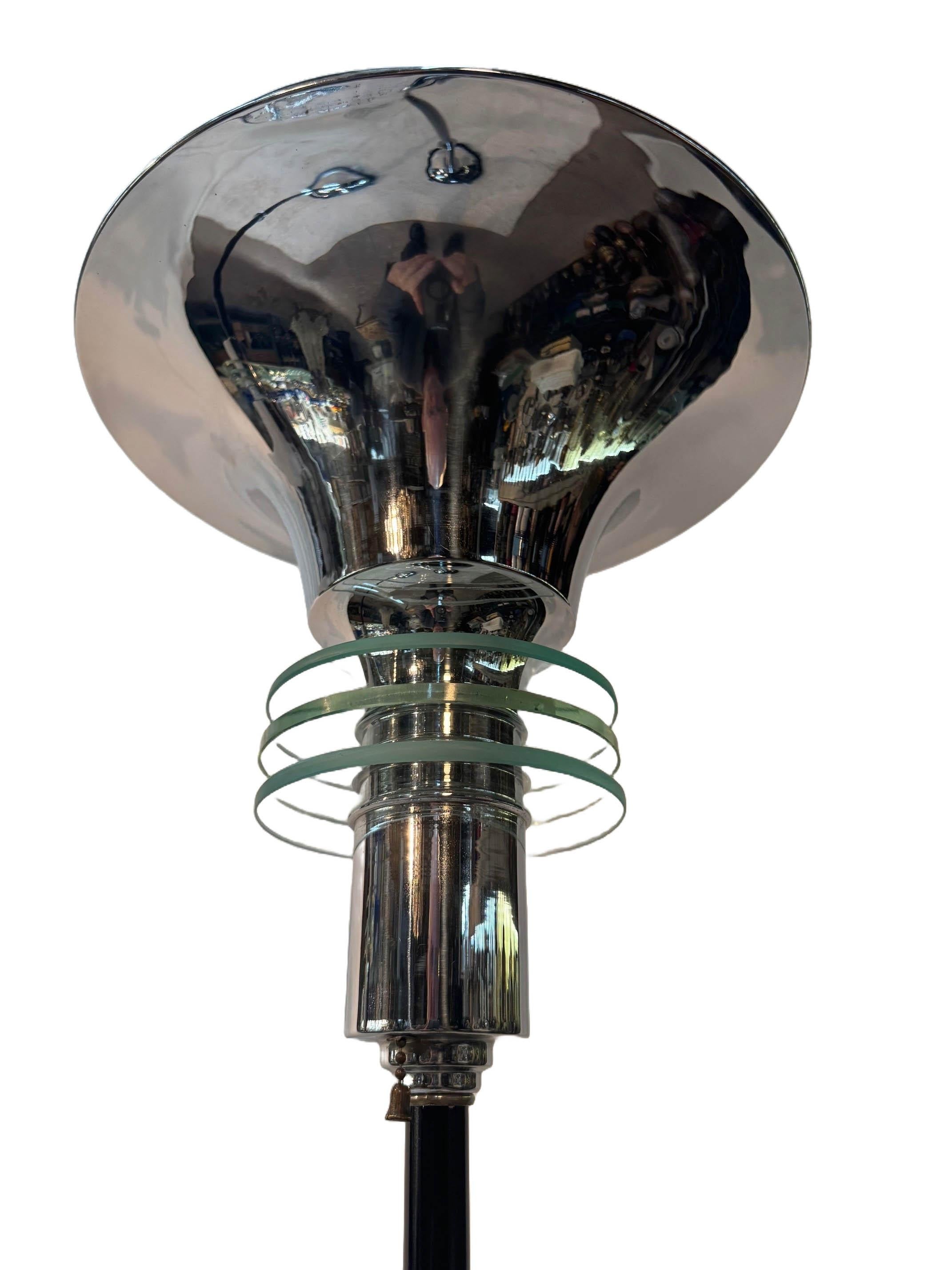 Coppia di torchietti Art Deco in argento e nero in vendita 1