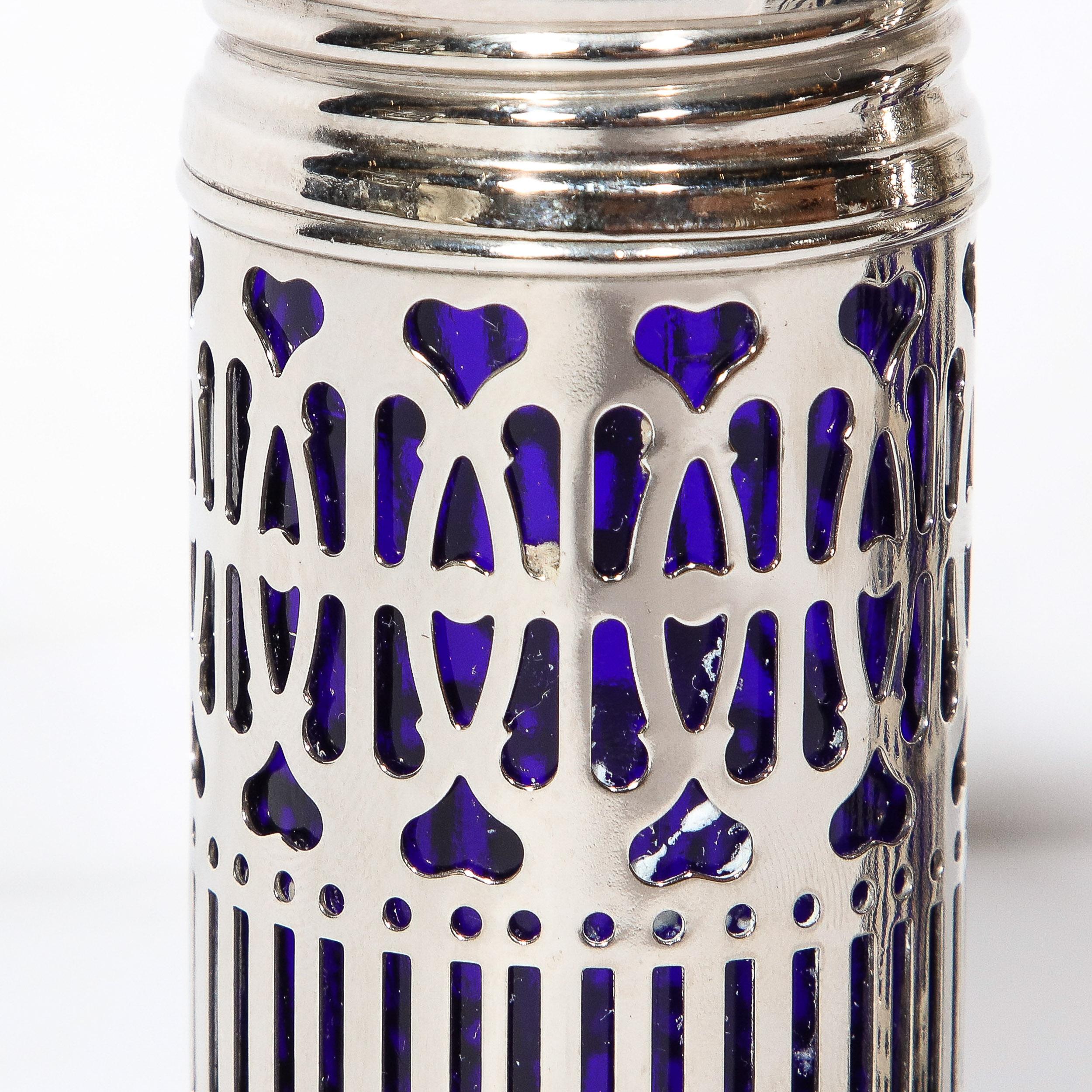 Paar Salz- und Pfefferstreuer aus Silber und kobaltblauem Glas im Art-Deco-Stil im Angebot 1