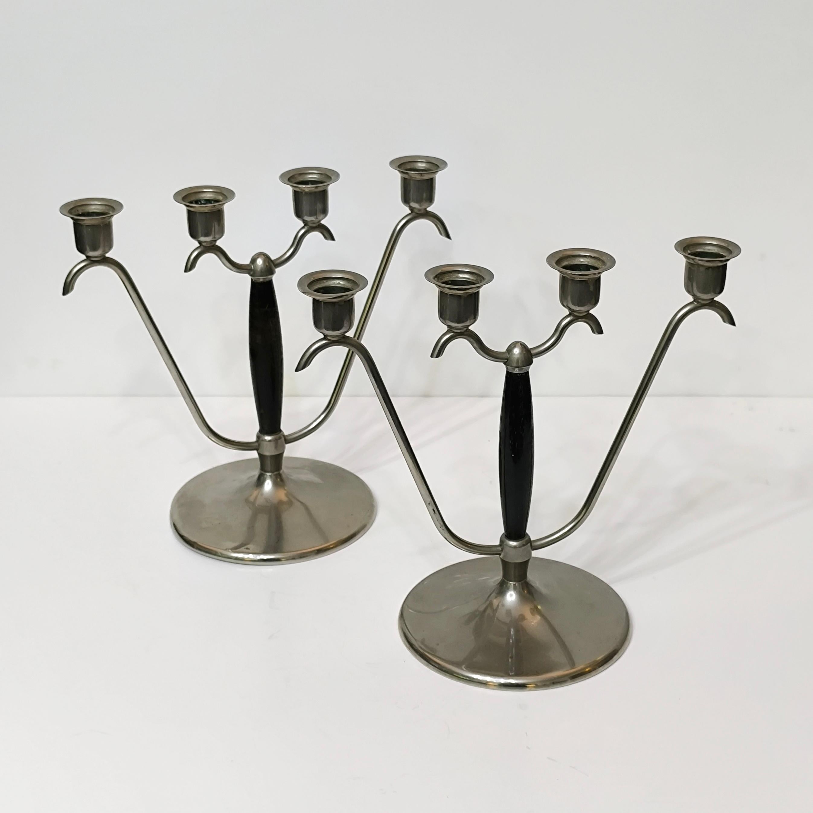 Coppia di candelabri in legno e placcati in argento Art Deco a quattro luci, circa 1930 In condizioni buone in vendita a Bochum, NRW