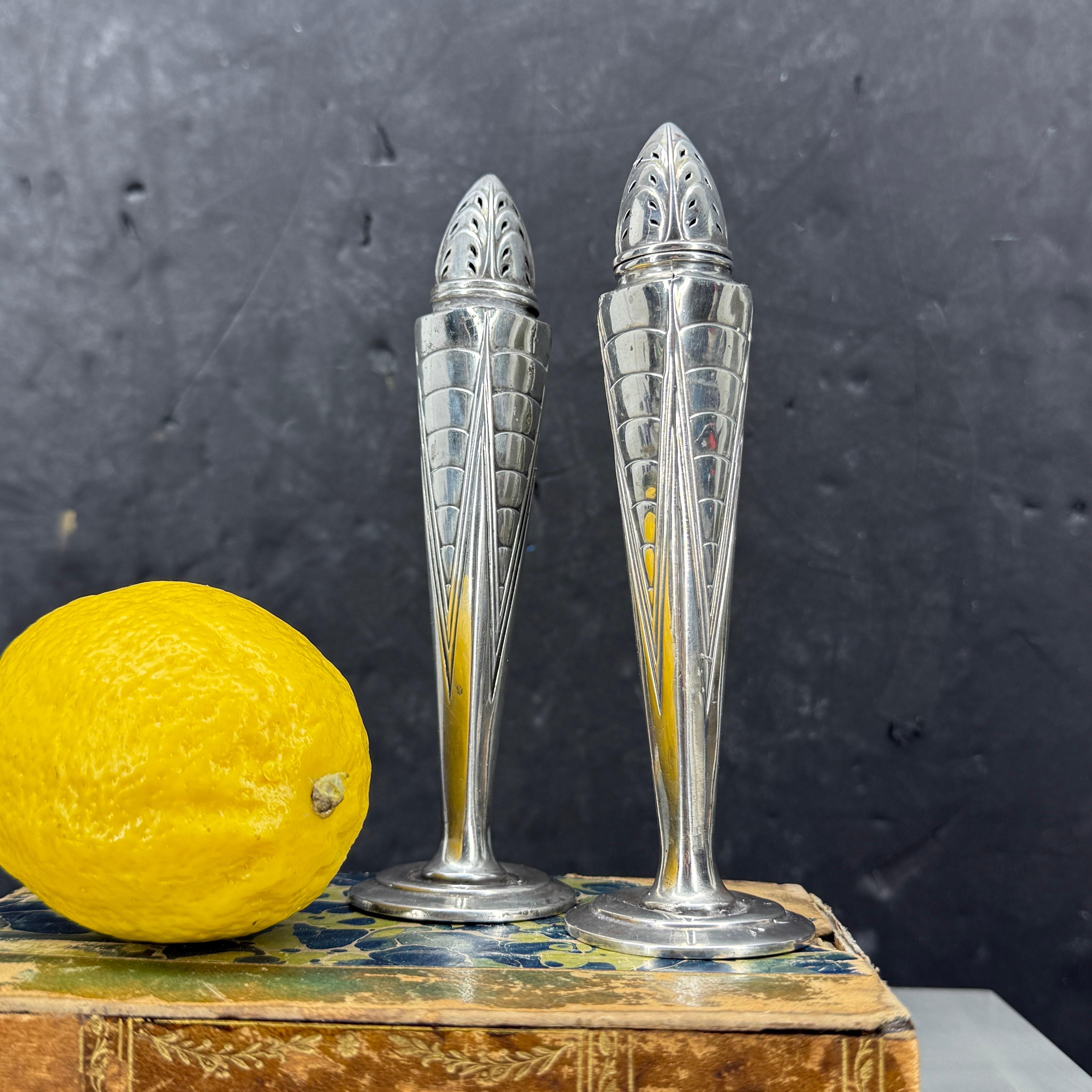 Pair of Art Deco Silver Salt & Pepper Shakers For Sale 1