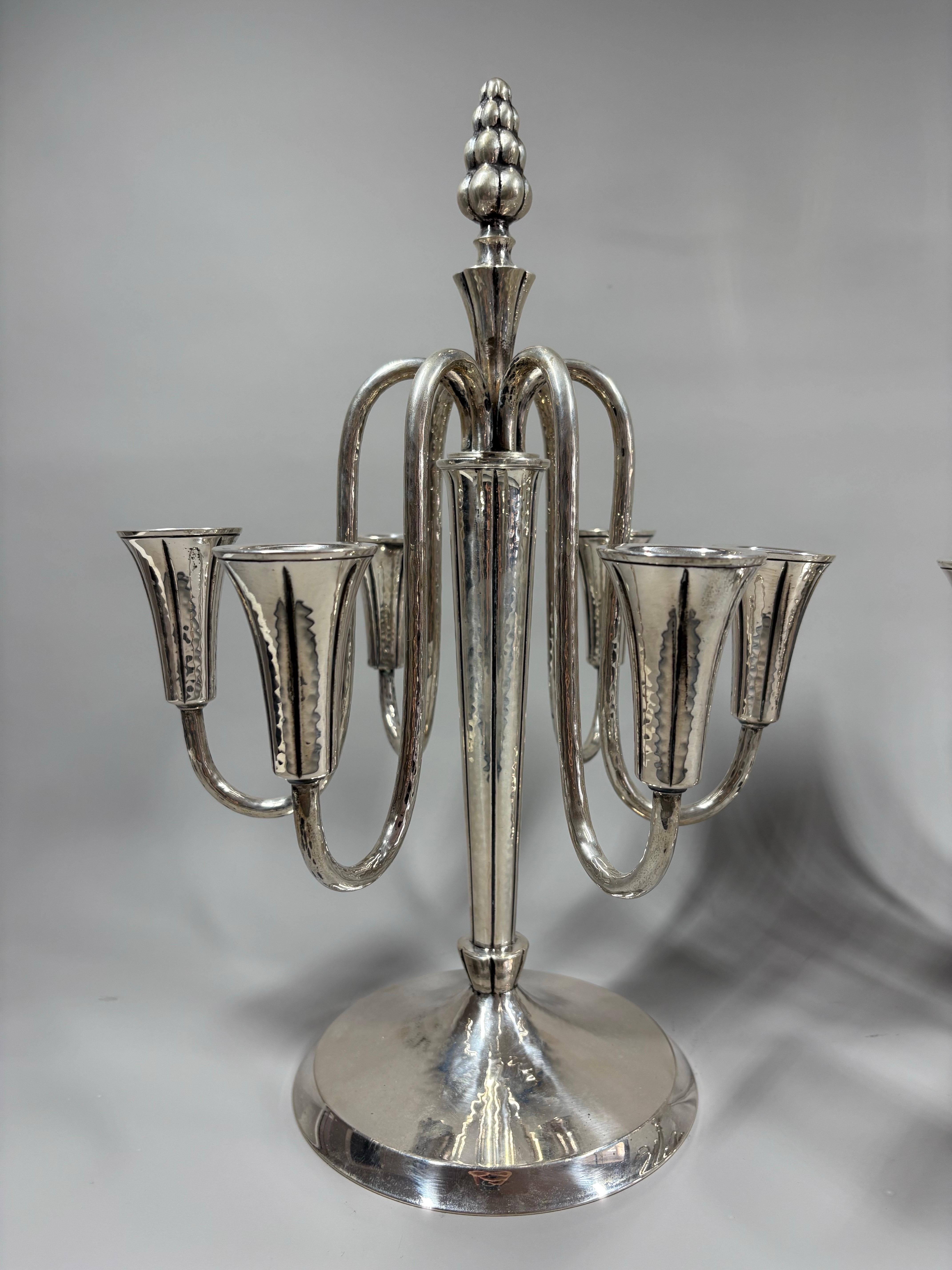 Tedesco Pair of Art Deco silver six-light candelabra by Wilkens & Söhne circa 1930 in vendita