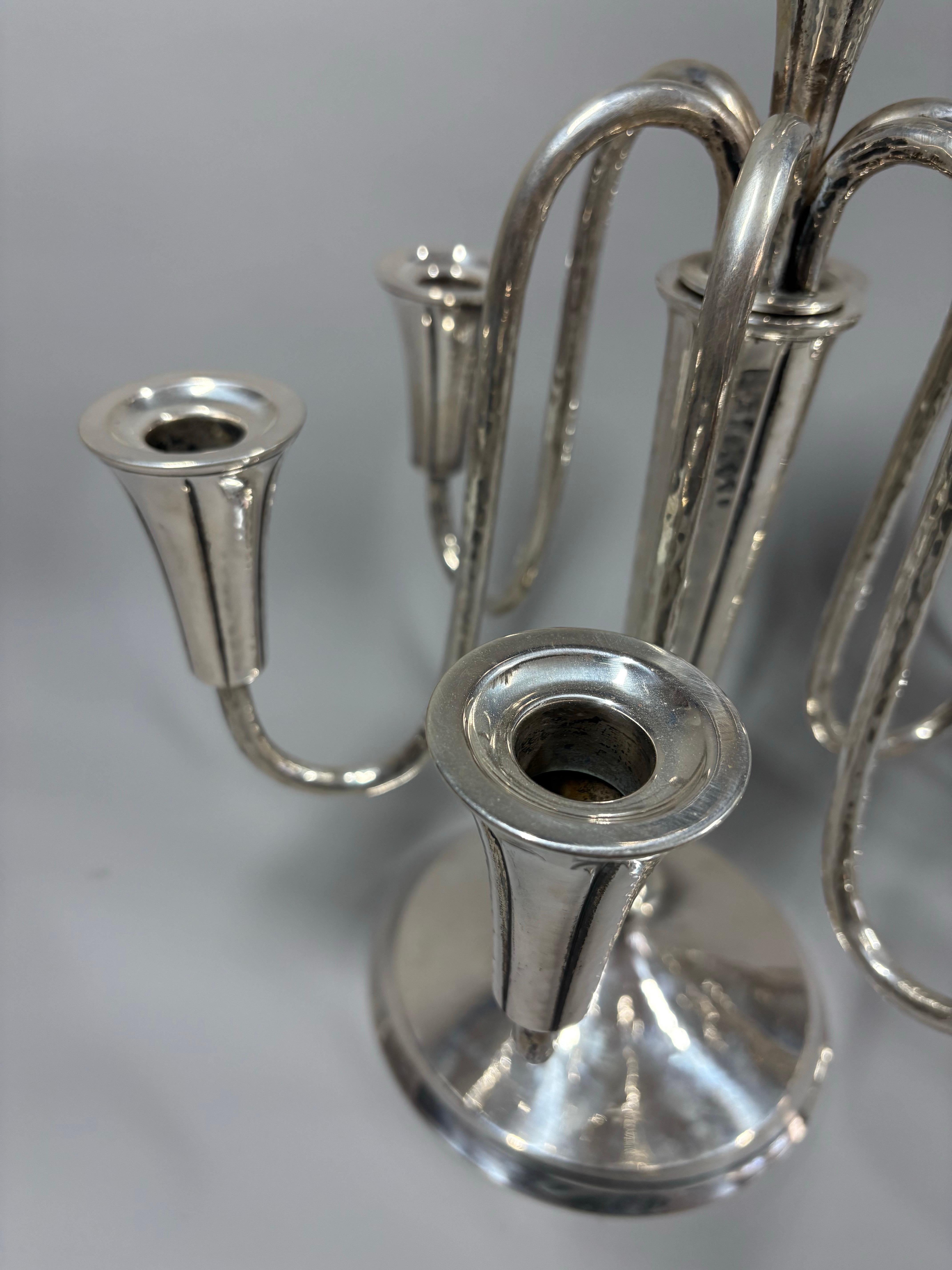 Metà XX secolo Pair of Art Deco silver six-light candelabra by Wilkens & Söhne circa 1930 in vendita