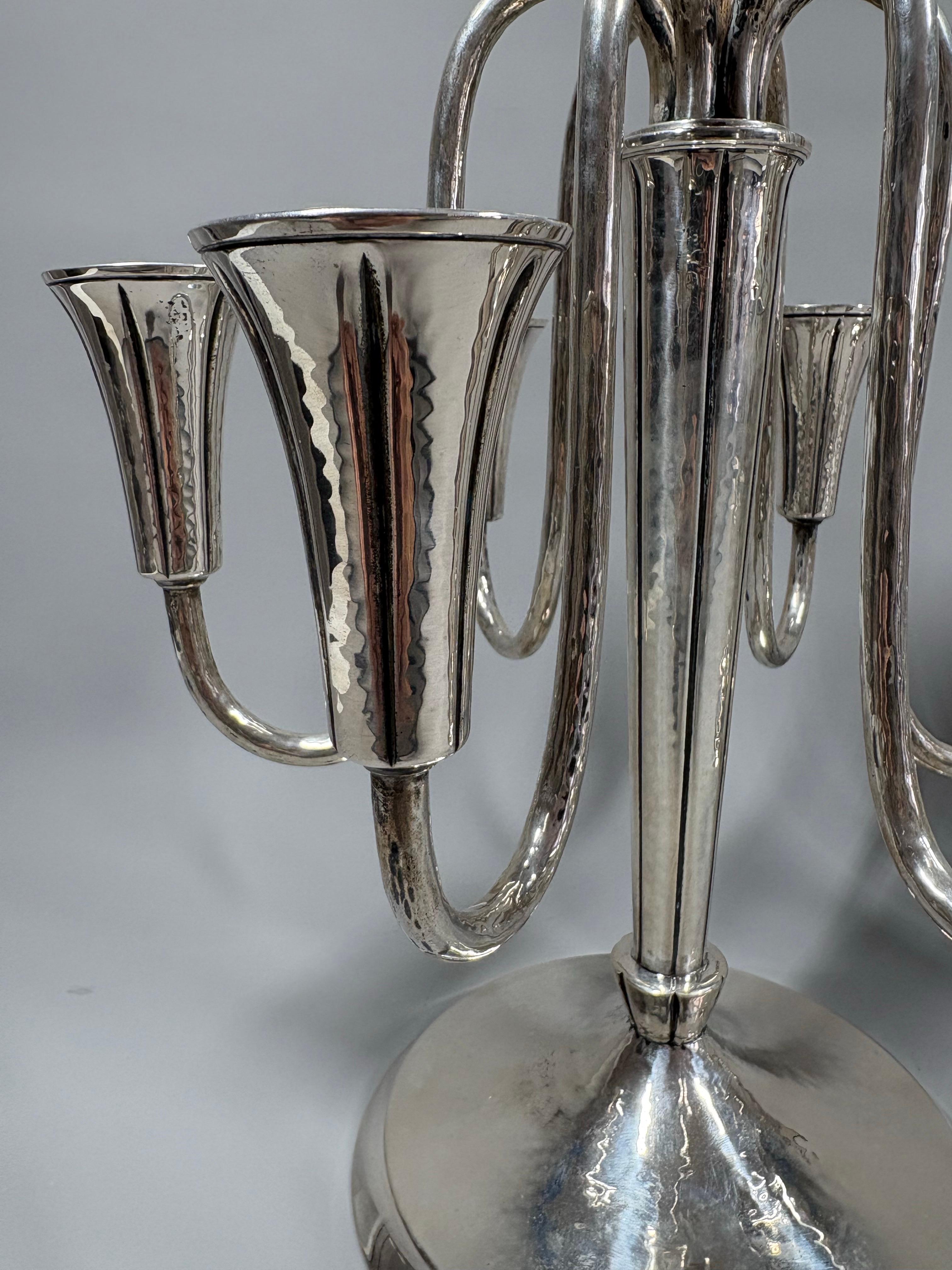 Argento Pair of Art Deco silver six-light candelabra by Wilkens & Söhne circa 1930 in vendita