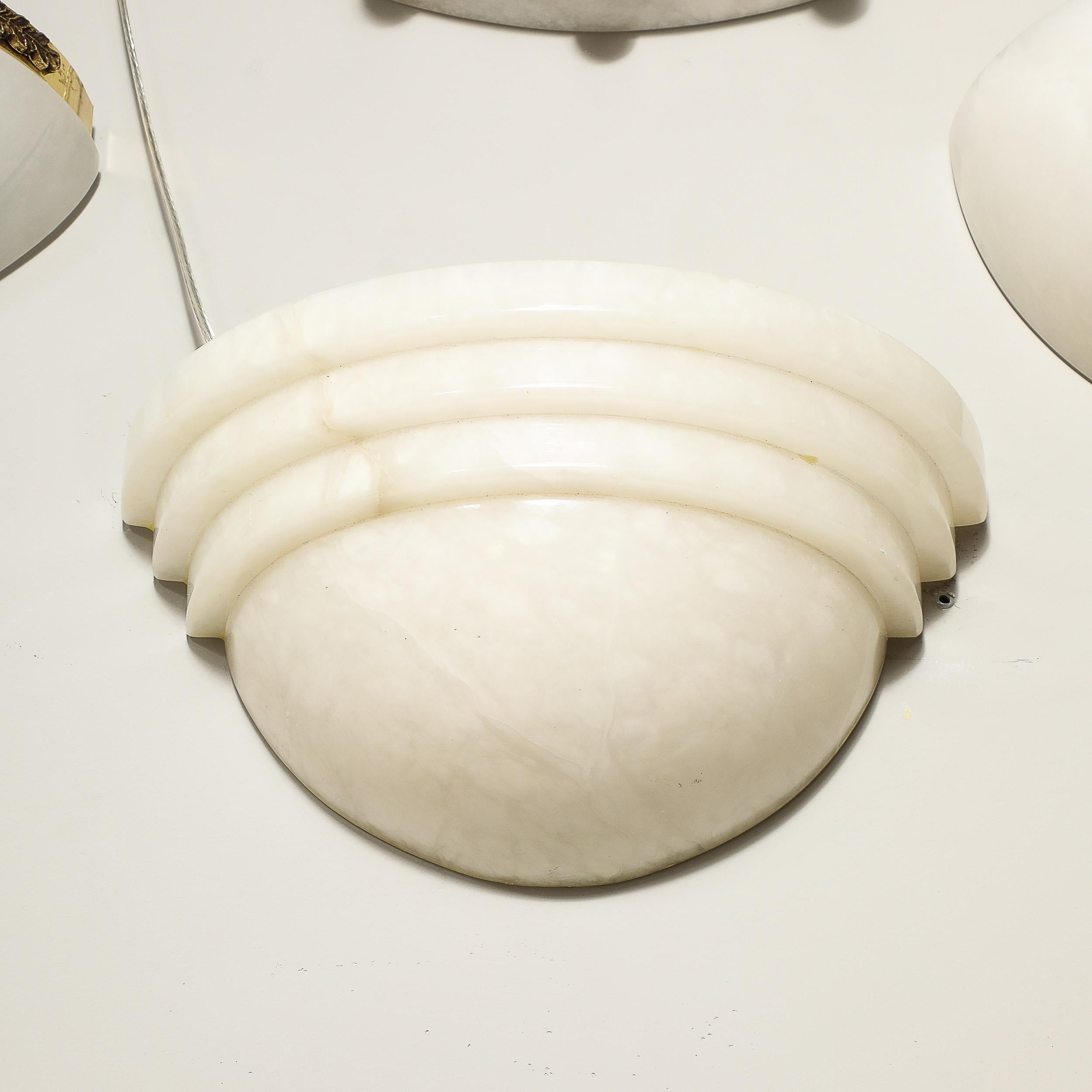 Ein Paar Art-Déco-Wandleuchter aus Alabaster im Wolkenkratzer-Stil im Angebot 3