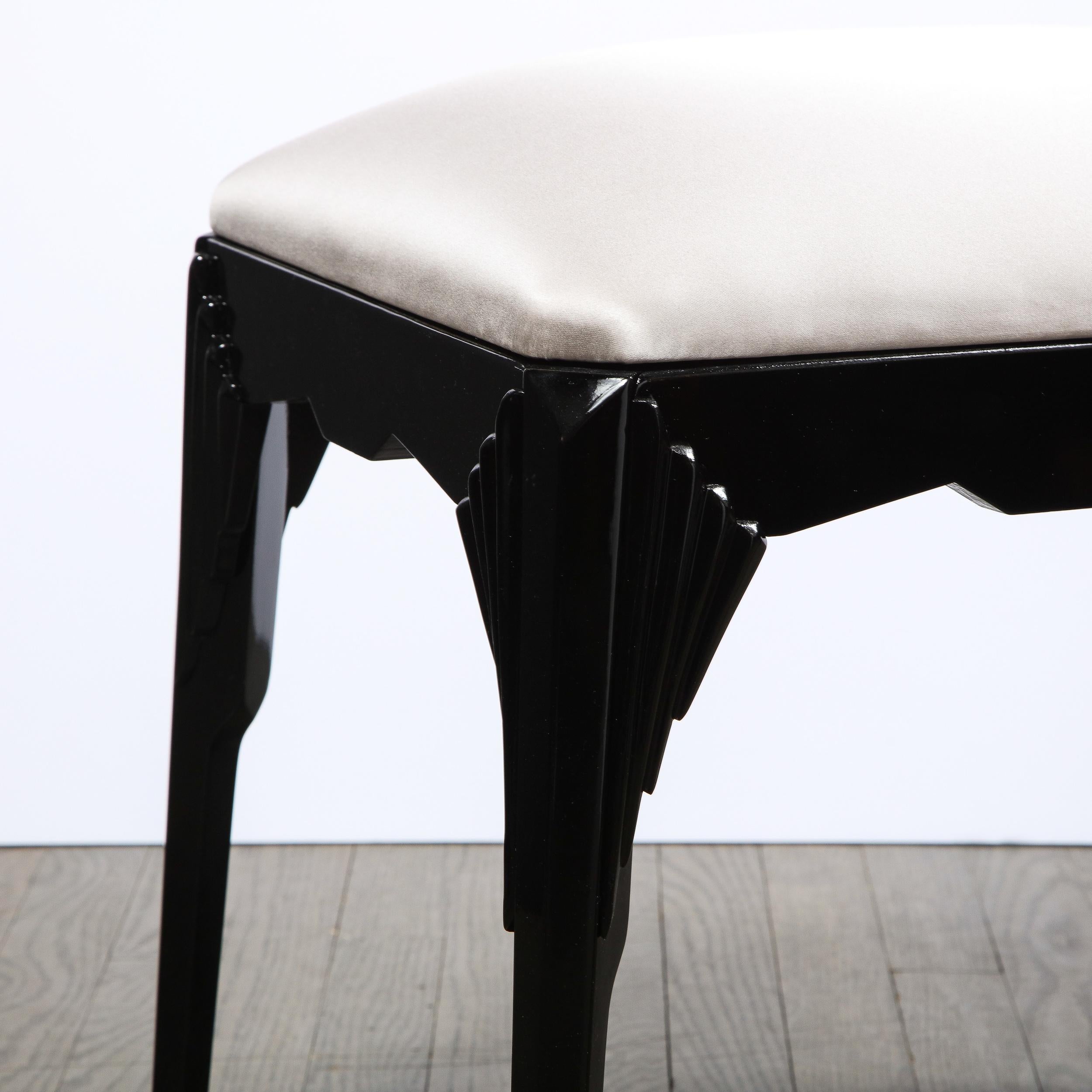 Pair of Art Deco Skyscraper Style Black Lacquer Stools in White Gold Silk In Excellent Condition In New York, NY