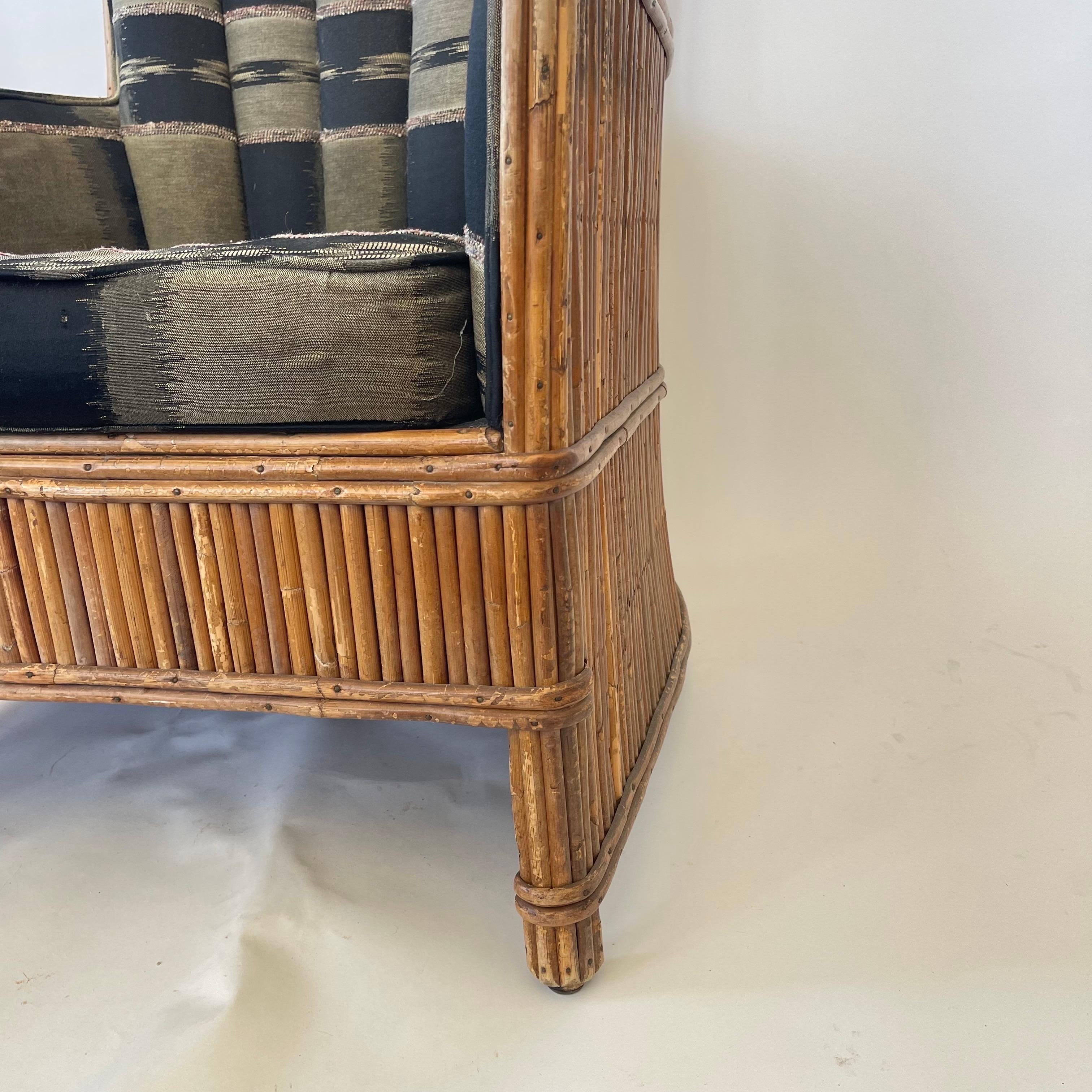 Paire de fauteuils Art Deco en rotin fendu, USA, Circa 1940s en vente 3