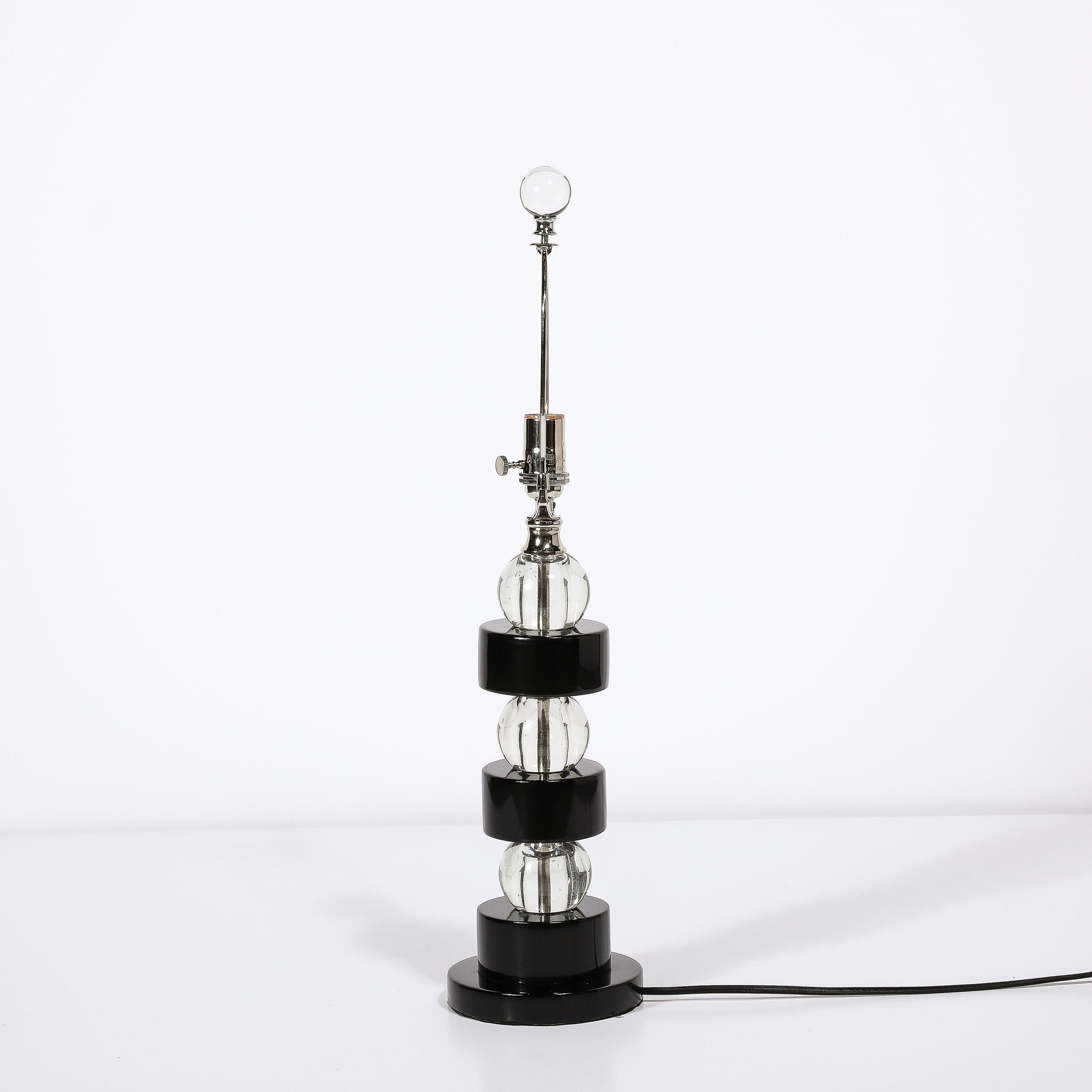 Paar gestapelte Art-Déco-Kugel-Tischlampen aus schwarzem Lack und Glas von Russel Wright, Art déco im Angebot 2