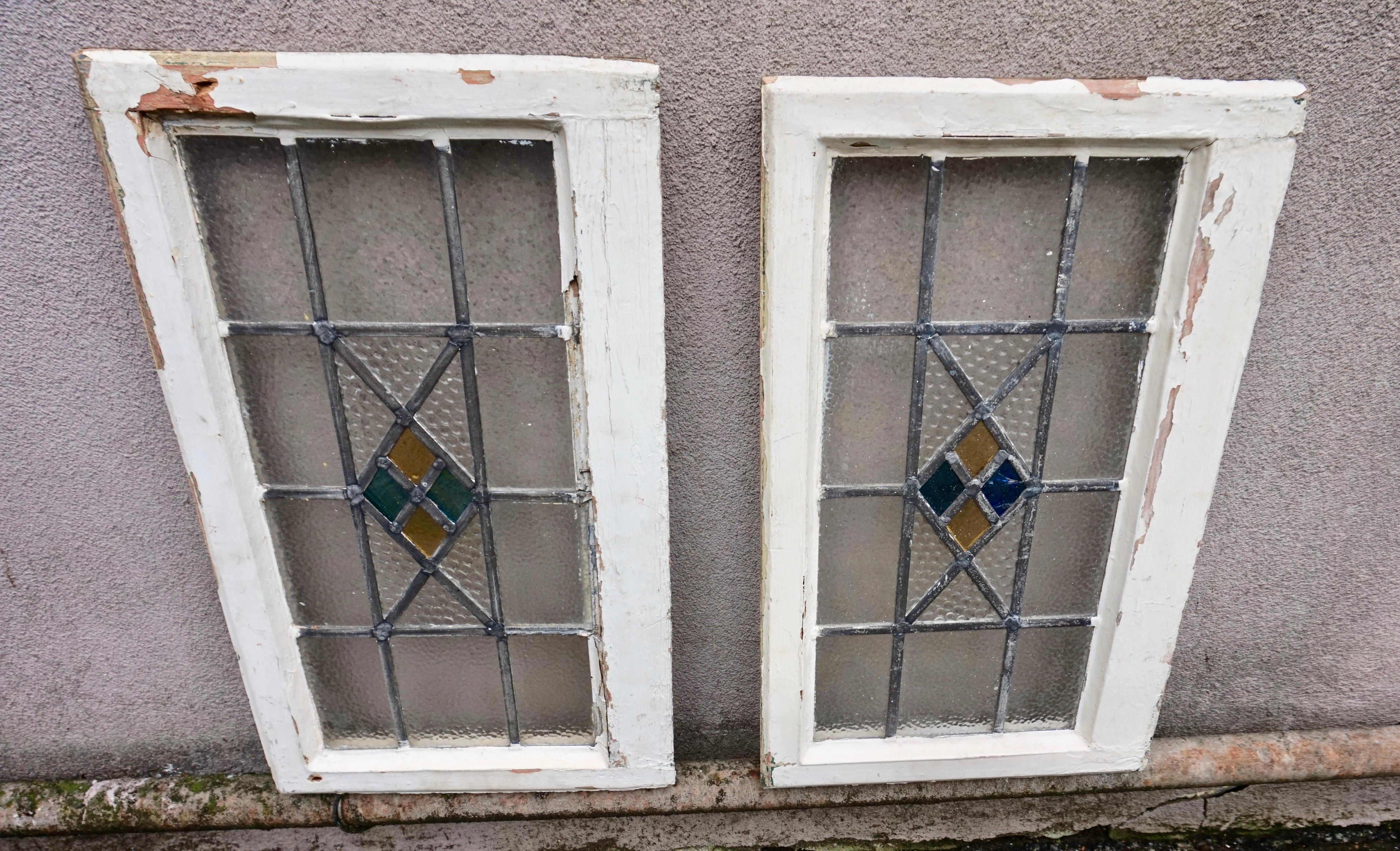 Pair of Art Deco Stained Glass Windows with Geometric Motif For Sale 4