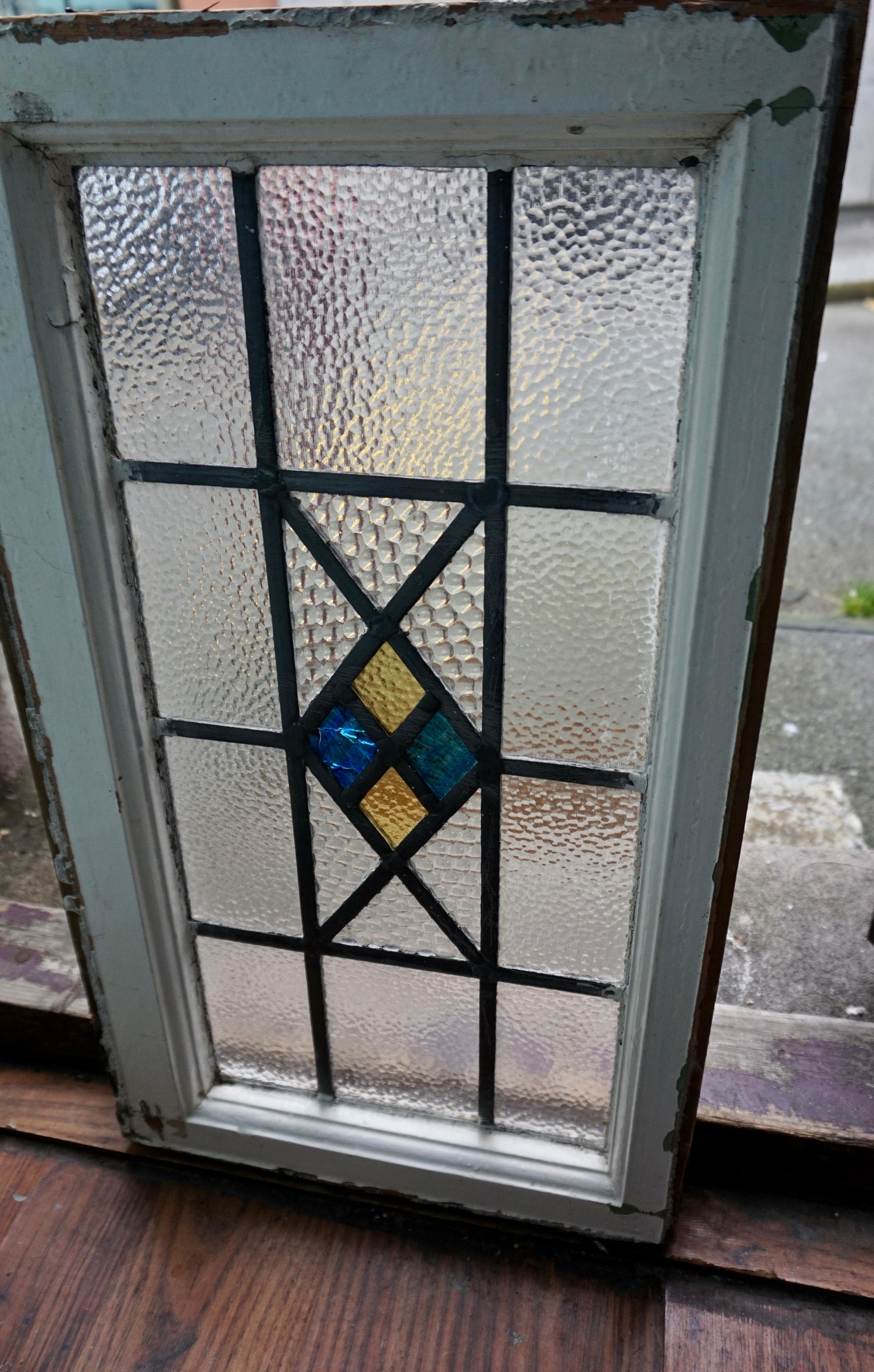 Early 20th Century Pair of Art Deco Stained Glass Windows with Geometric Motif For Sale