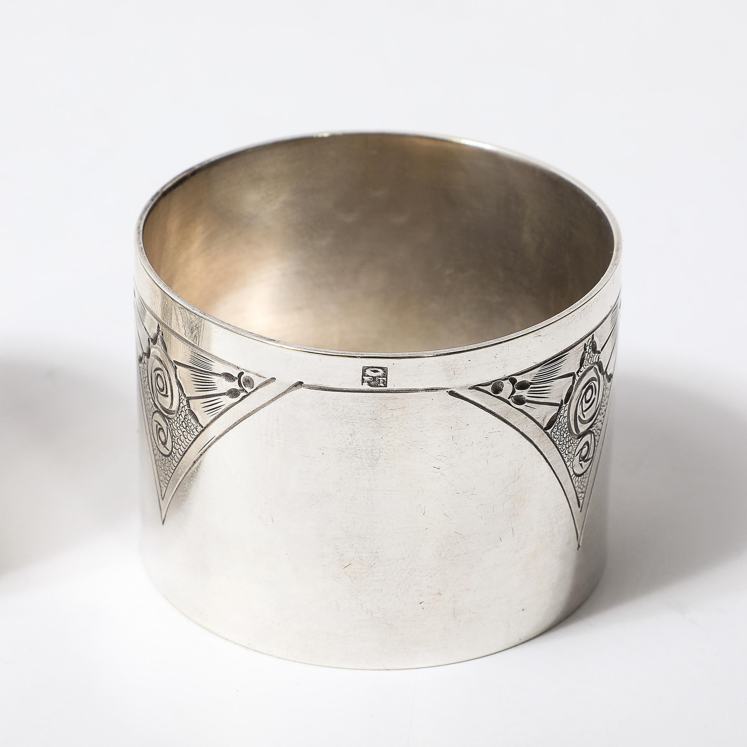 Coppia di portatovaglioli in argento Sterling Art Deco con motivo floreale cubista cesellato in vendita 6