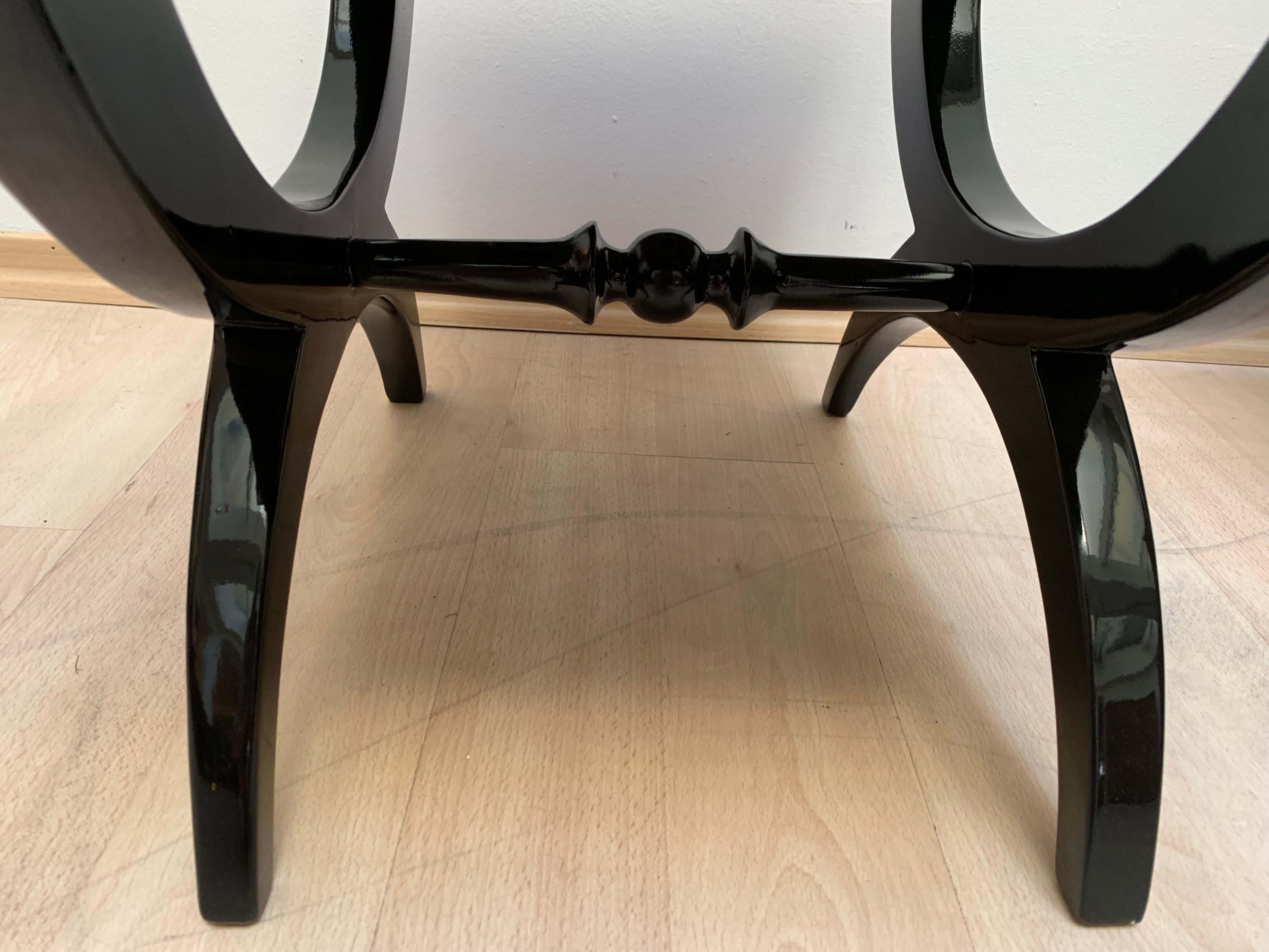 Lacquered Pair of Art Deco Stools / Tabourets, Black Lacquer, France, circa 1940