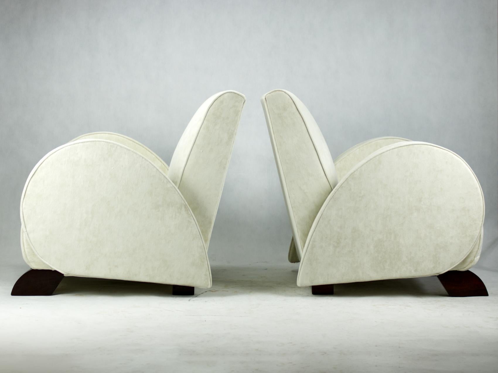 20th Century Pair of Art Deco Streamline Club / Lounge Chairs, 1930s