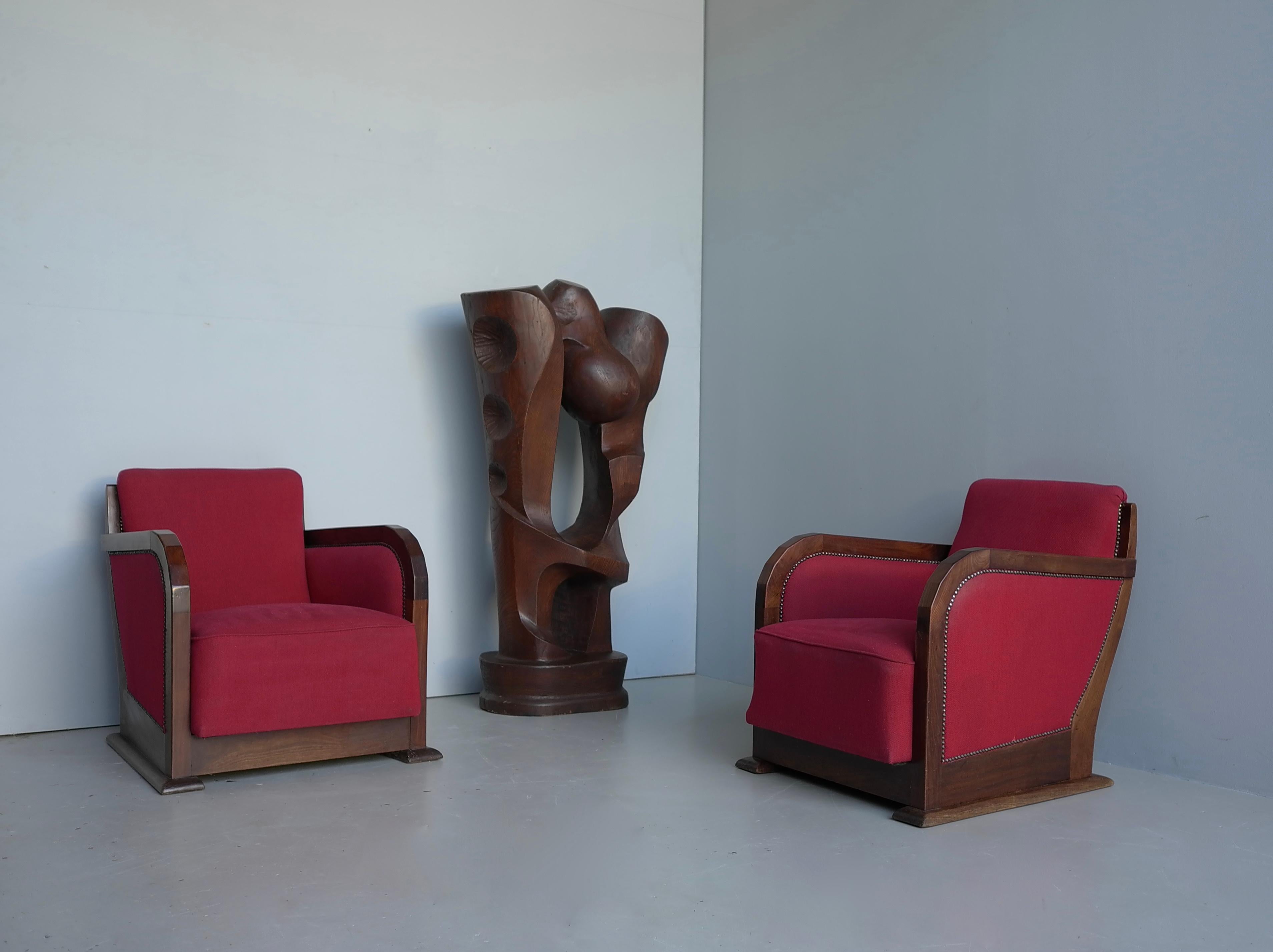 Coppia di poltrone in stile Art Déco in noce e tessuto, Francia anni '30 In condizioni buone in vendita a Den Haag, NL