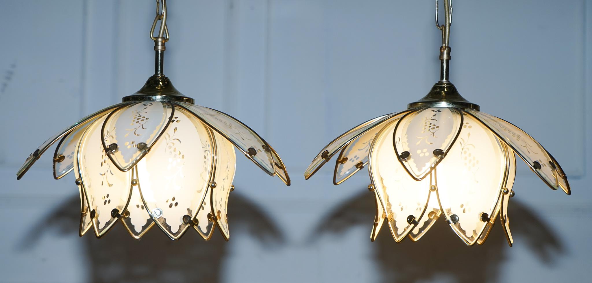 PAIR OF ART DECO STYLE 1960'S FLOWER LOTUS GLASS CEILiNG LAMPS For Sale 4