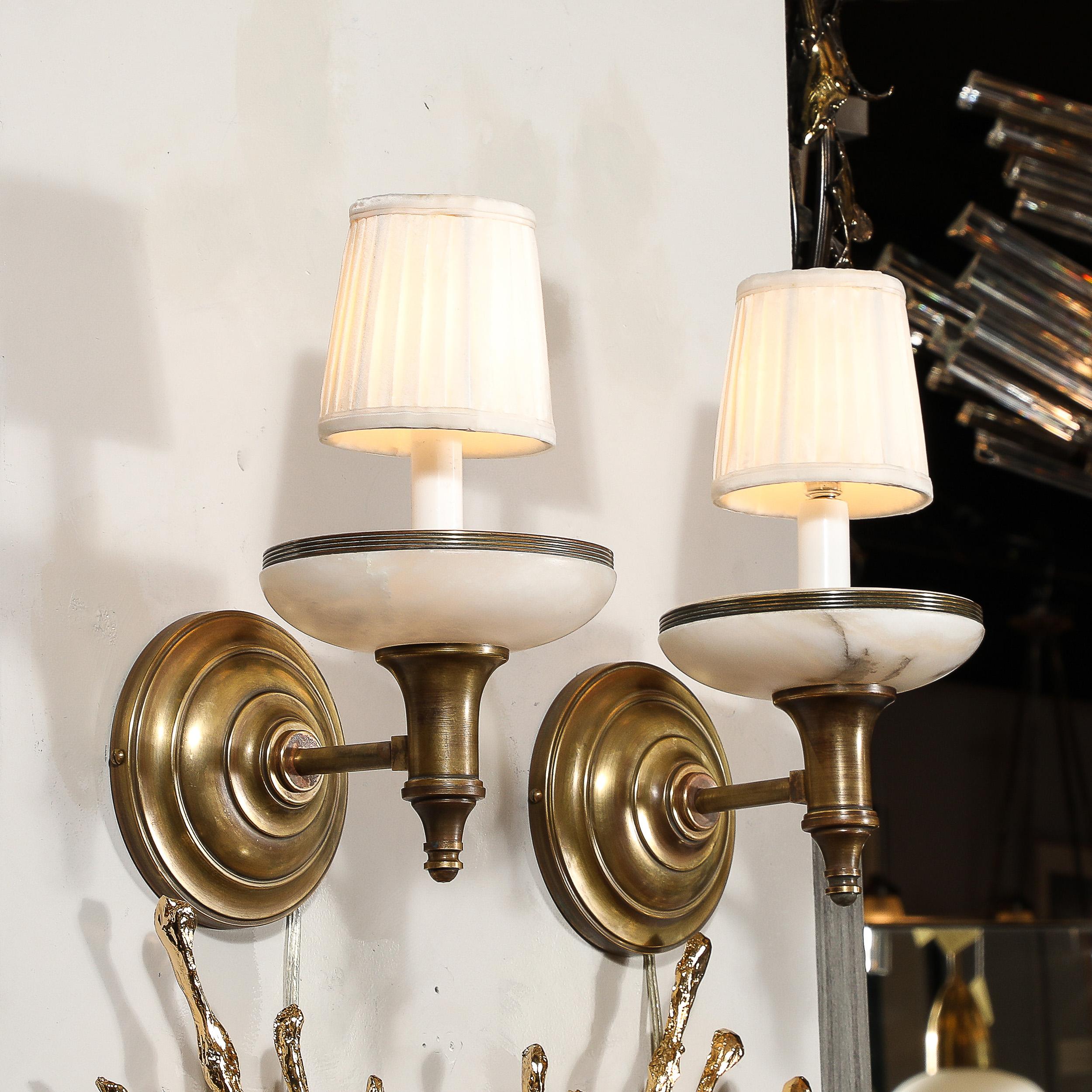 Paire d'appliques de style Art déco en albâtre et laiton vieilli en vente 4