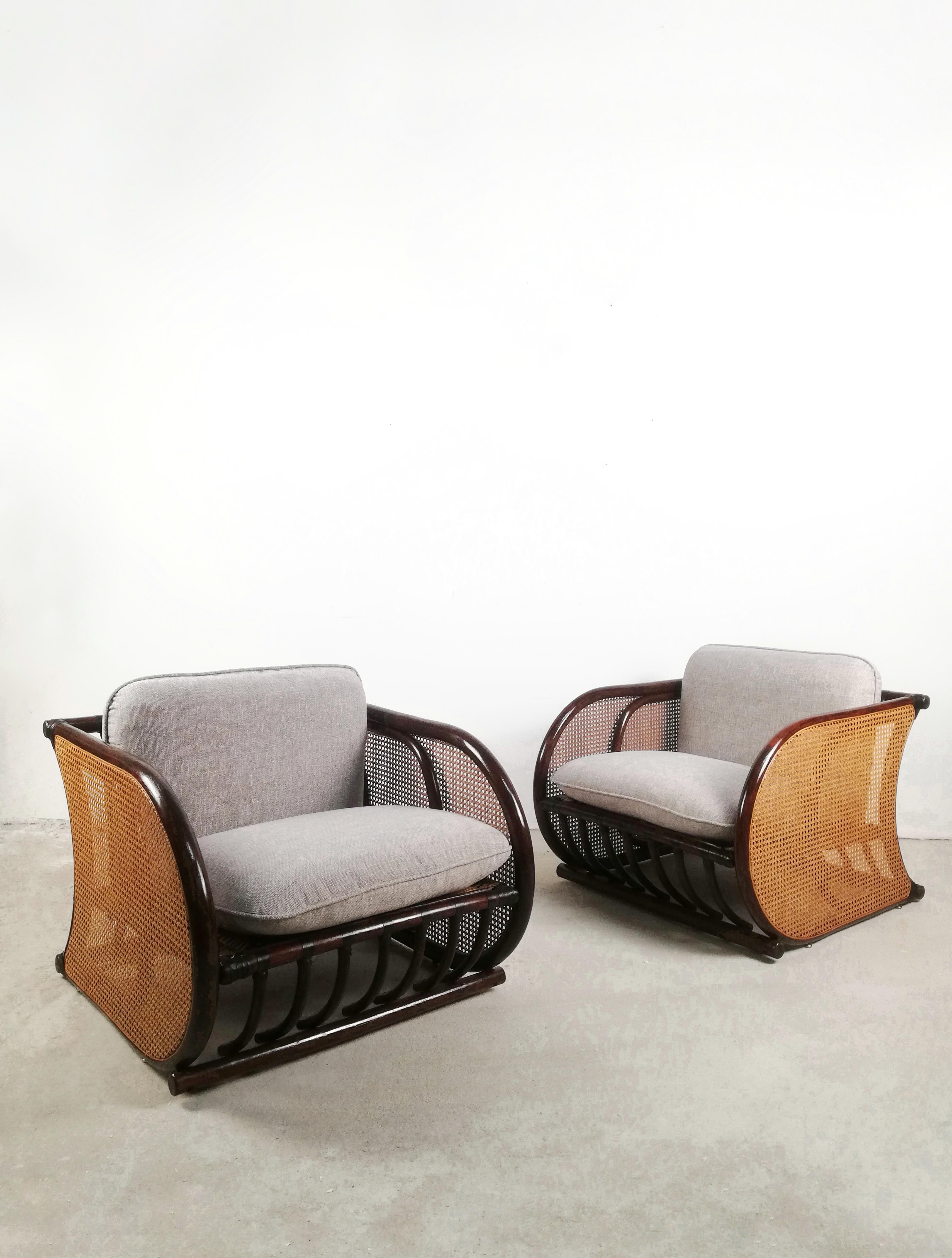 A pair of Splendid Vintage Armchairs totally restored by professional Italian craftsmen.
This Set of 2 armchairs is in full Art Deco style with its rounded sides shielded by Vienna straw; this design recalls the production of 