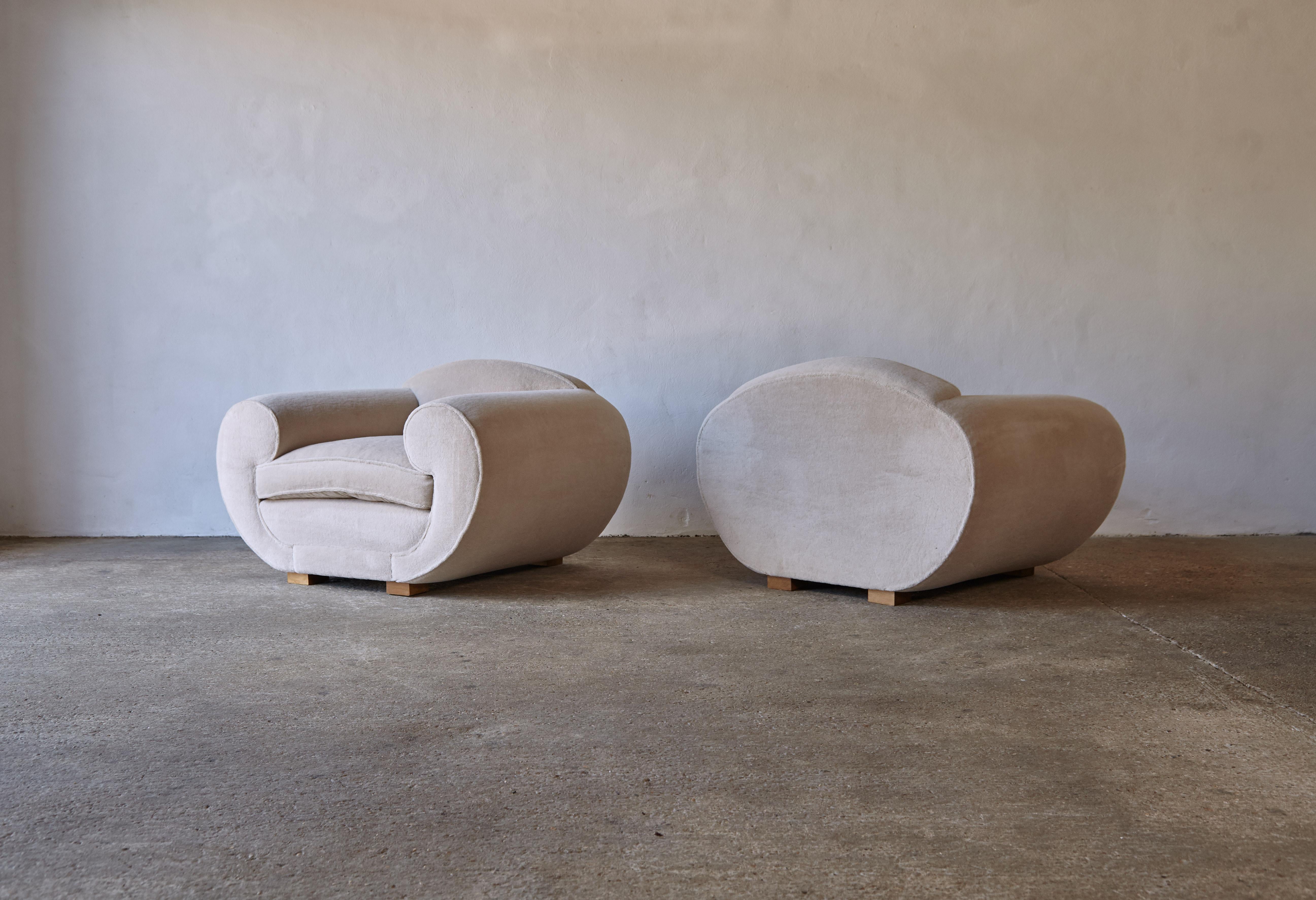 Paar Sessel im Art-Déco-Stil, gepolstert mit reinem Alpaka (Art déco) im Angebot