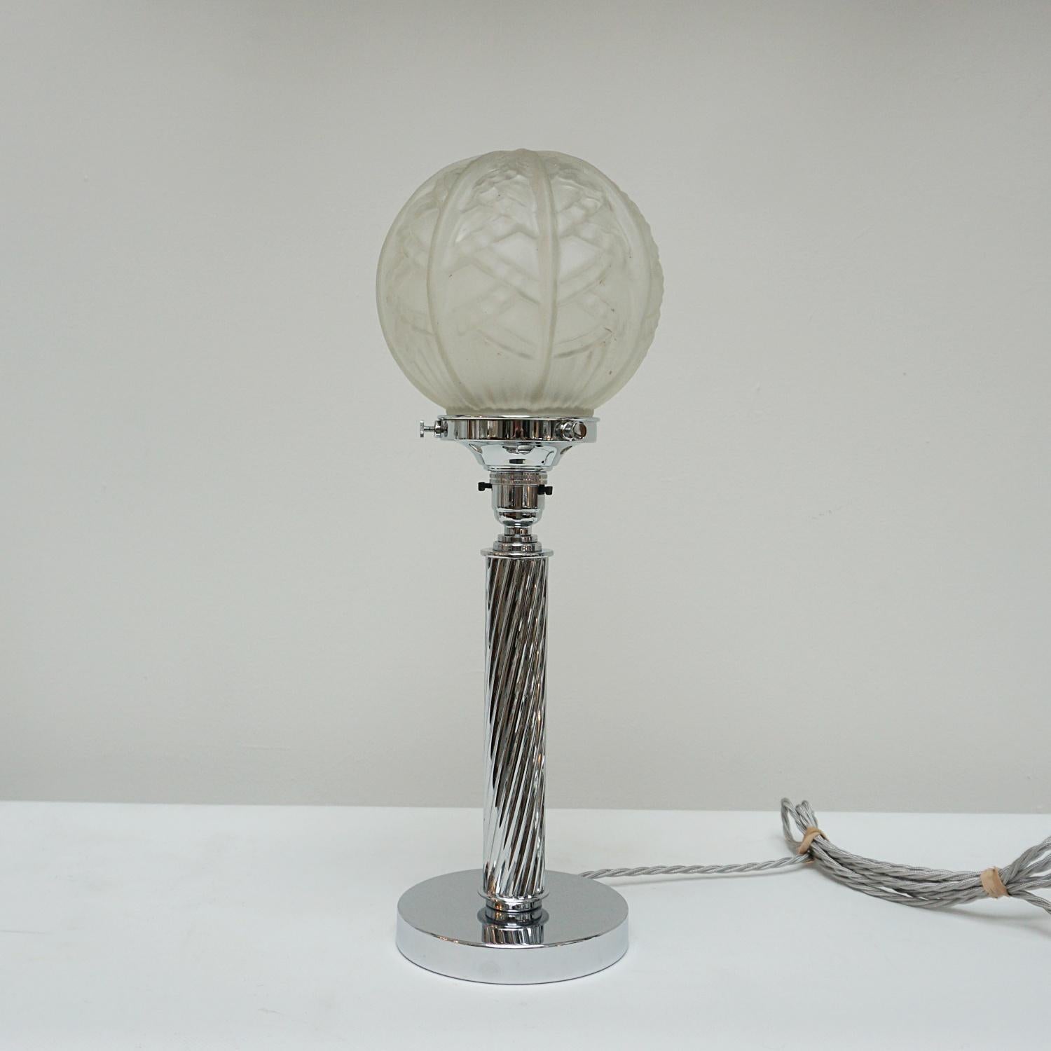 English Pair of Art Deco Style Chrome Table Lamps For Sale