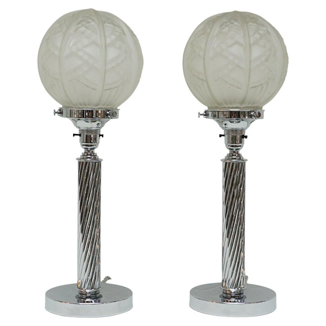 Paar verchromte Tischlampen im Art-Déco-Stil