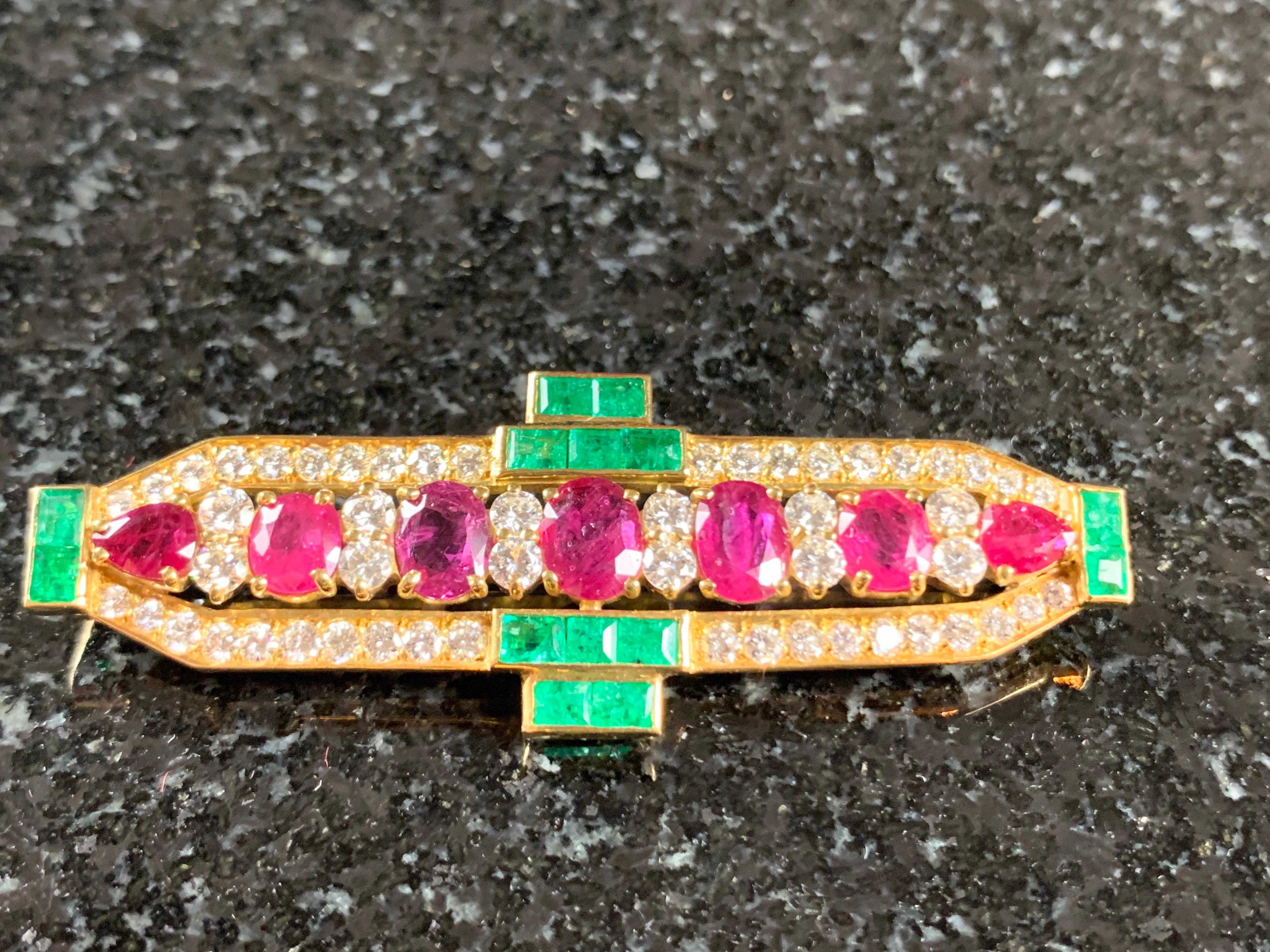 Pair of Art Deco Style Emerald, Diamond and Ruby Brooches For Sale 6