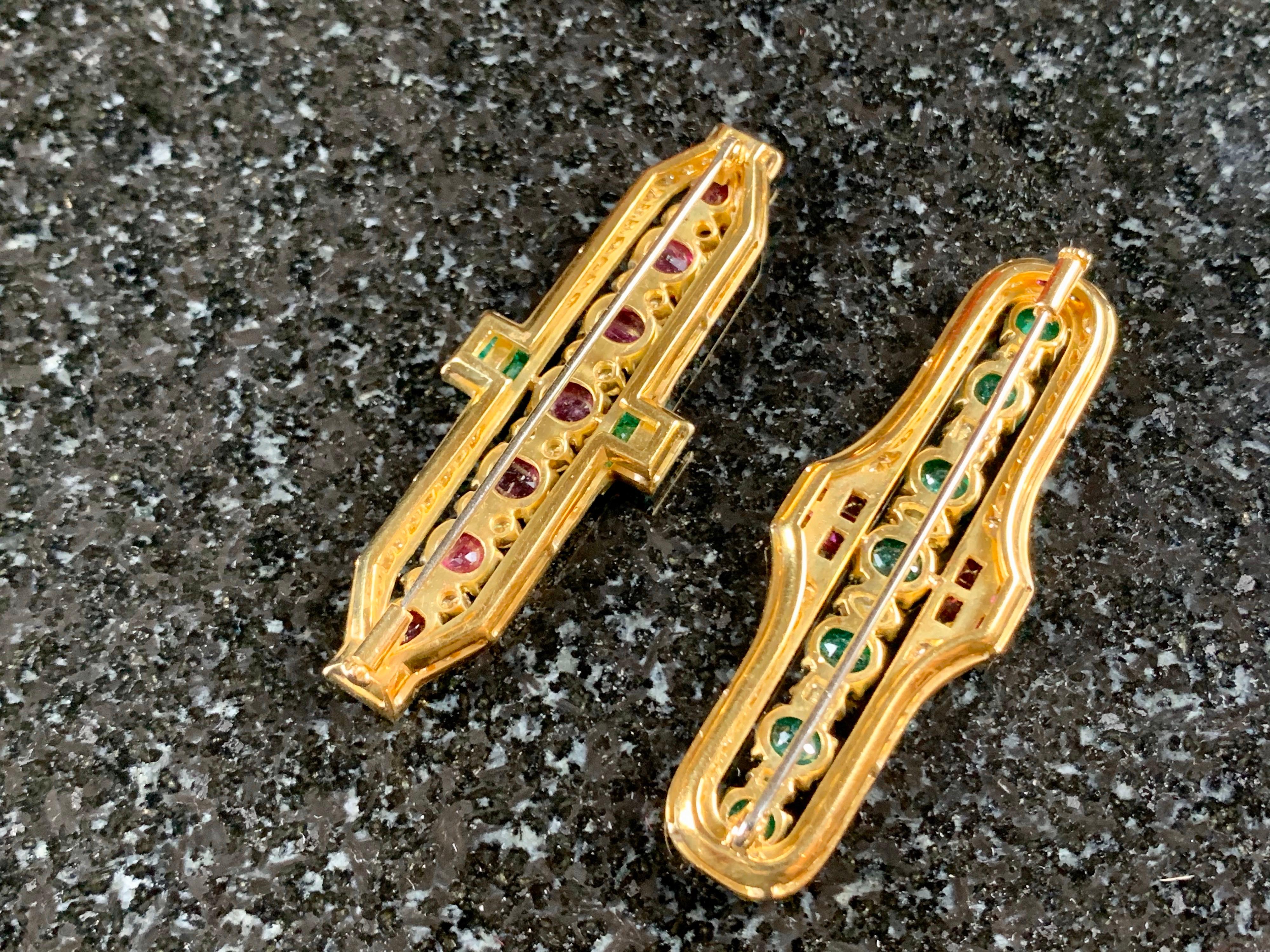 Pair of Art Deco Style Emerald, Diamond and Ruby Brooches For Sale 2