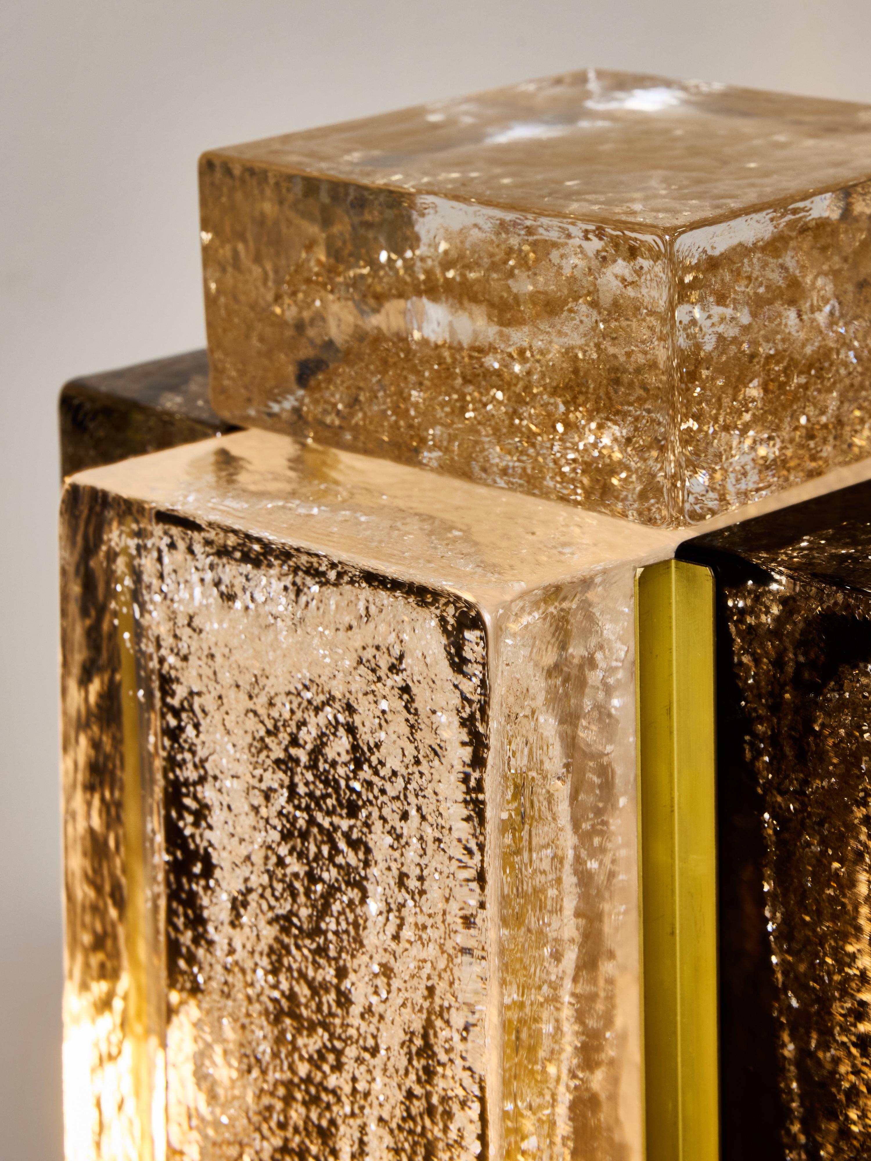 Pareja de Lámparas de Mesa de Vidrio y Latón de Estilo Art Decó Siglo XXI y contemporáneo en venta