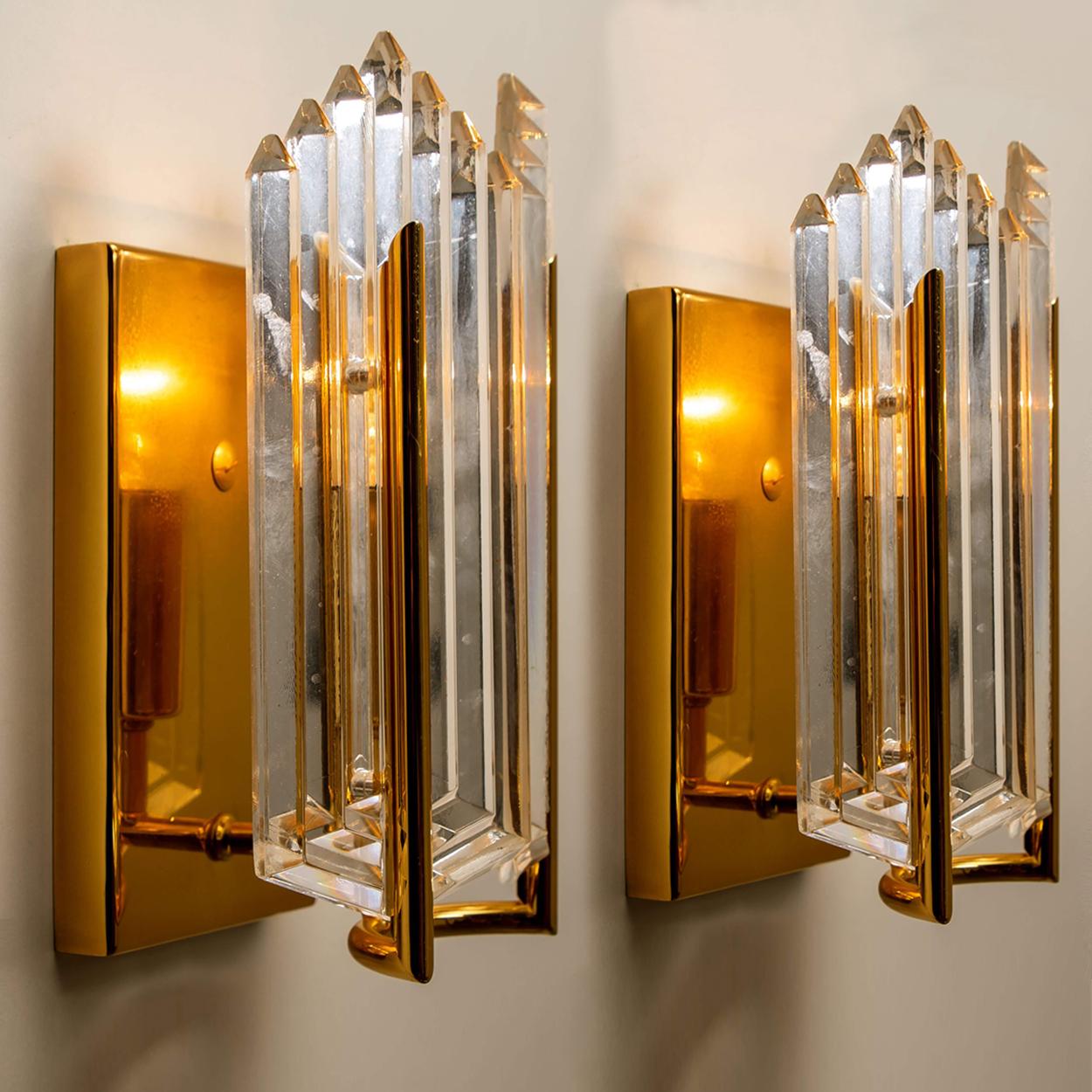 Pair of Art Deco Style Glass and Brass Wall Sconces, 1960s In Good Condition In Rijssen, NL