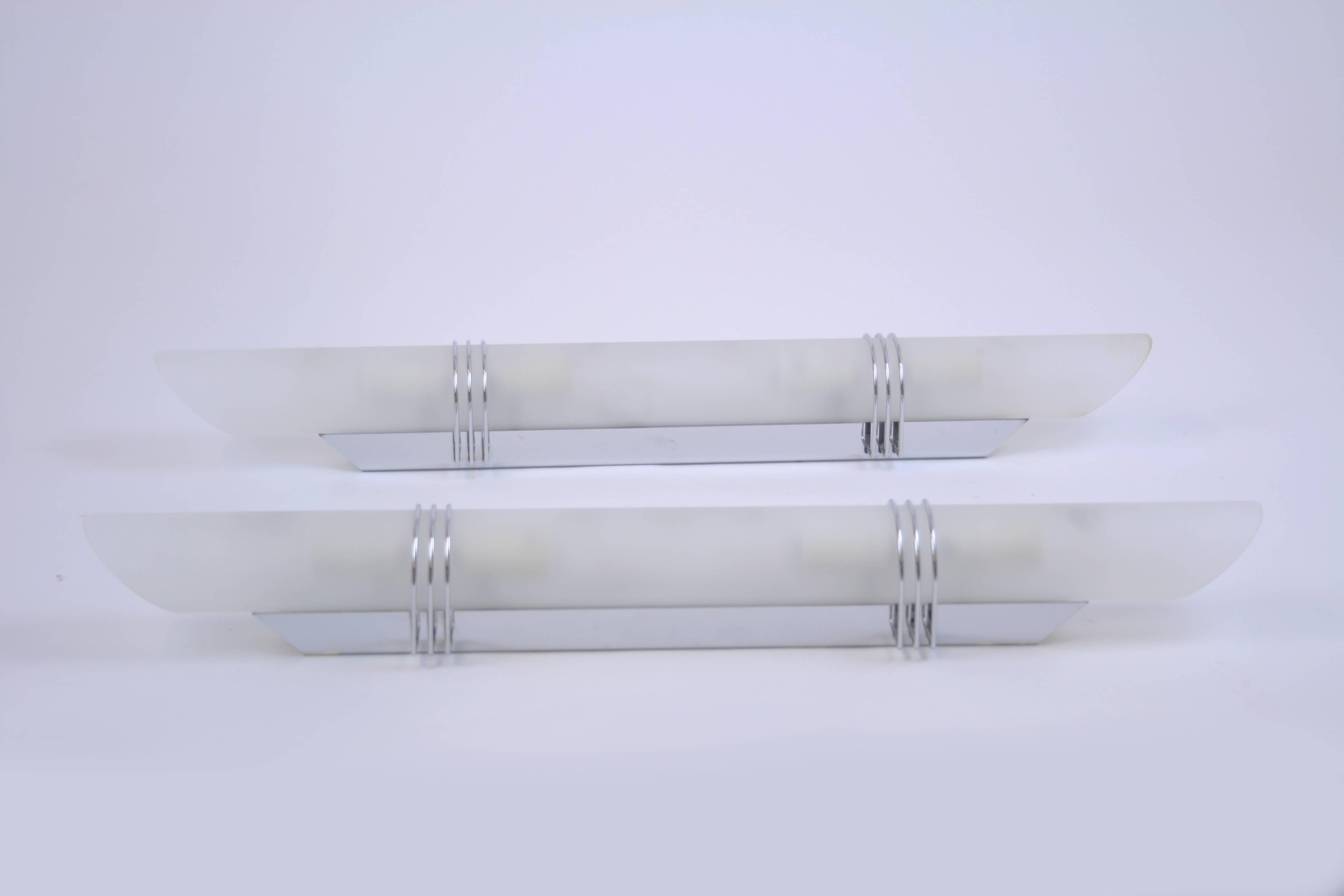 Frosted Pair of Art Deco Style Glass Sconces Design by Solziluce, Italy, 1970s