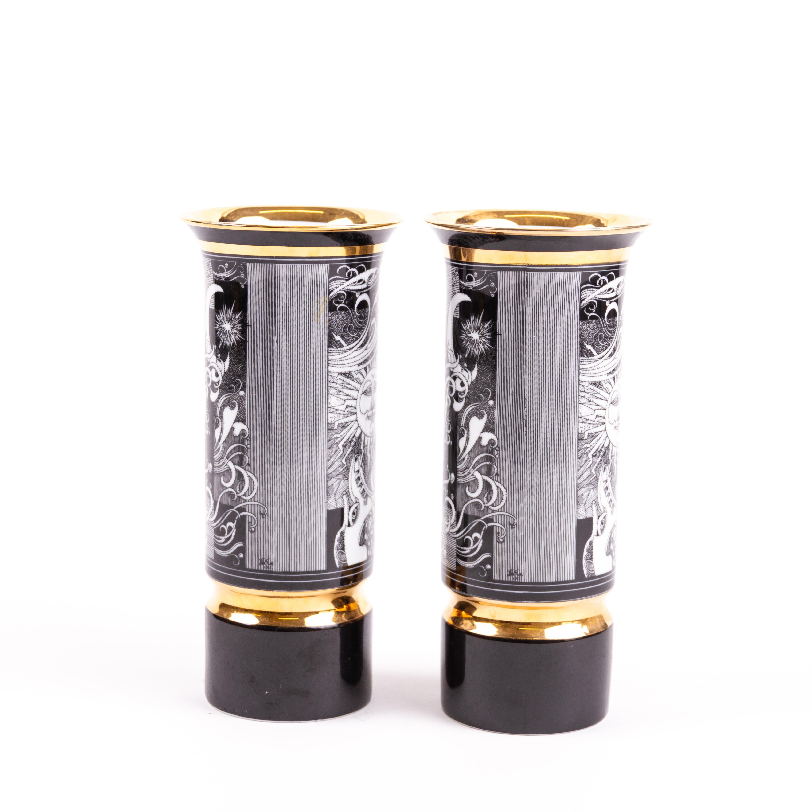 Pair of Art Deco Style Hungarian 24KT Gold Porcelain Vases by Jurcsák László In Good Condition In Nottingham, GB