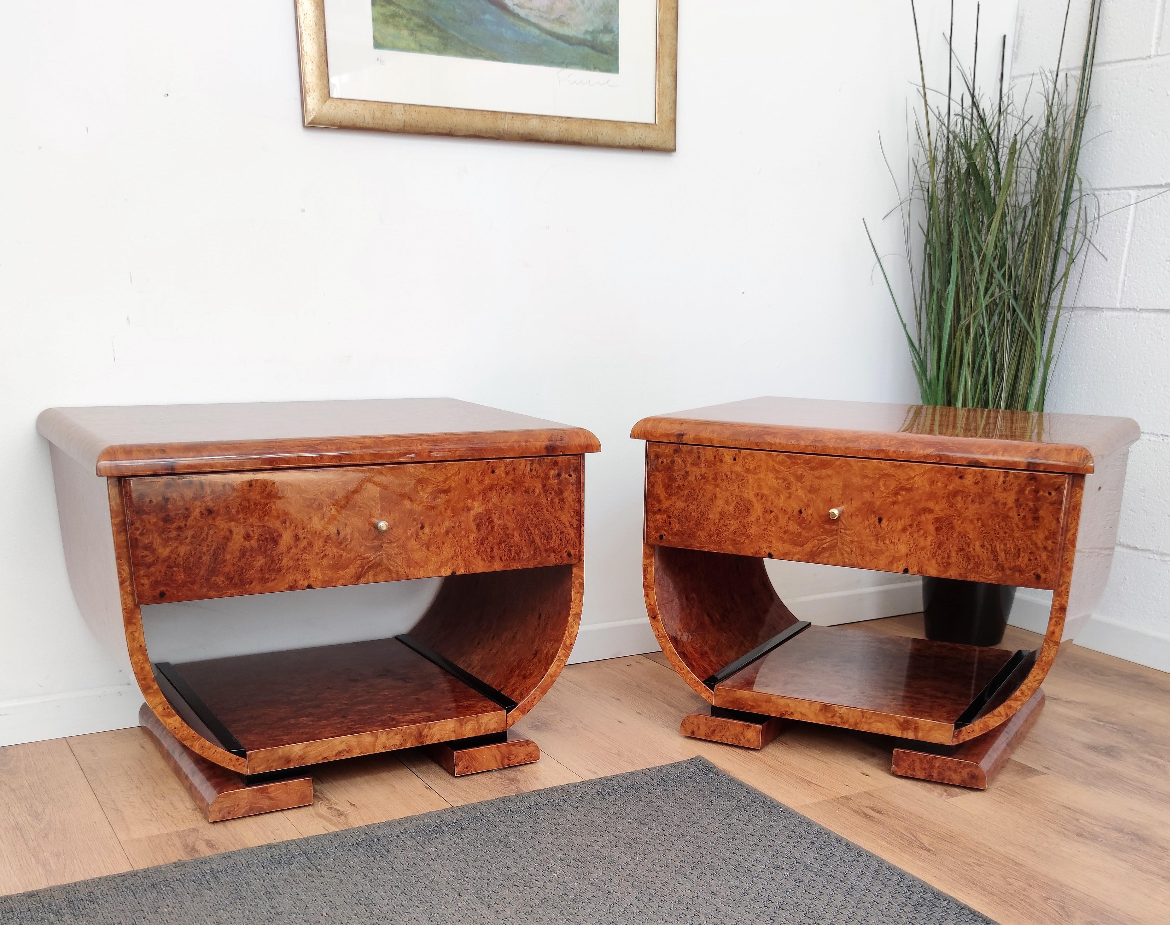 20th Century Pair of Art Deco Style Italian Walnut Burl and Brass Nightstands