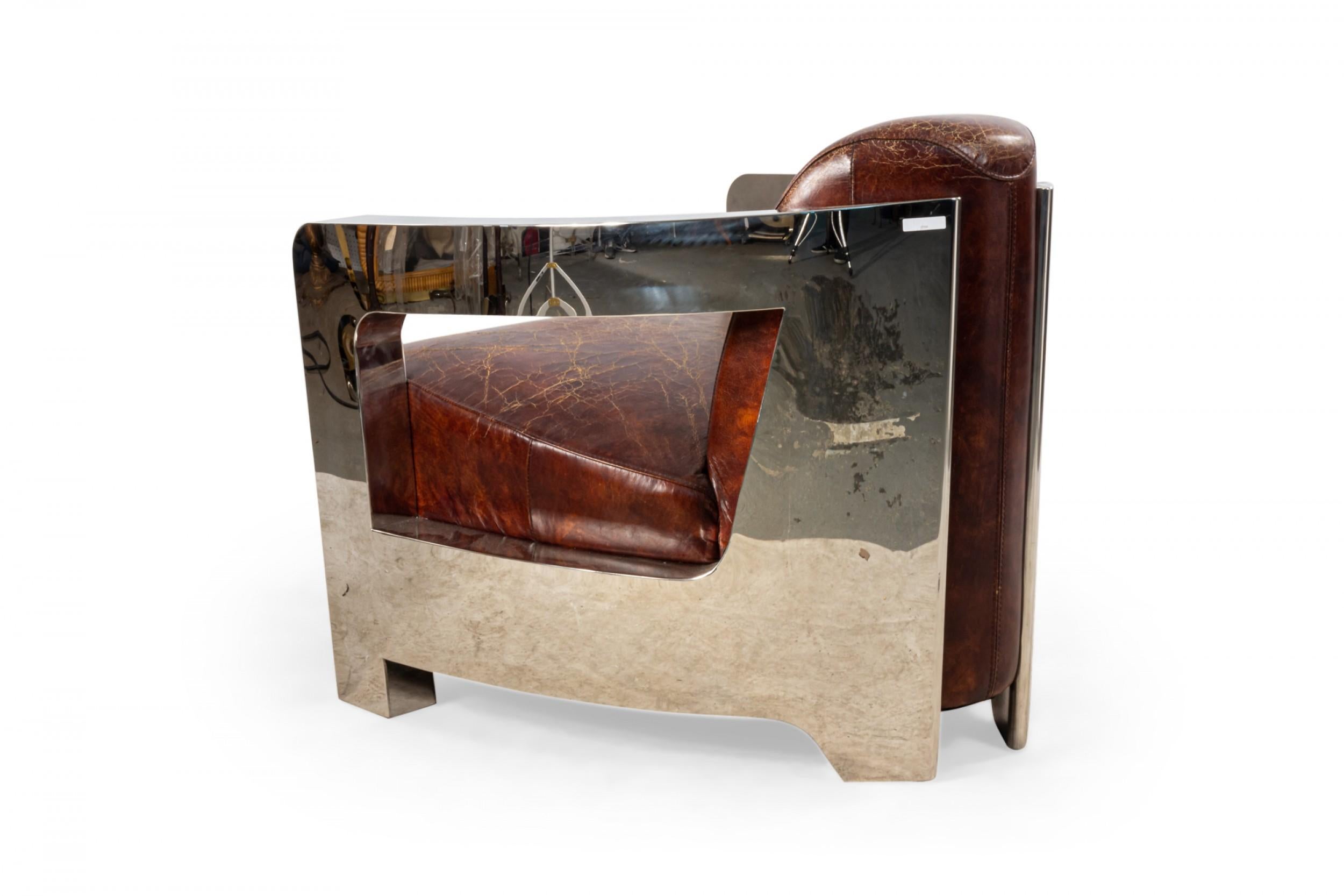 Paire de chaises longues de style Art déco en cuir et chrome Bon état - En vente à Queens, NY