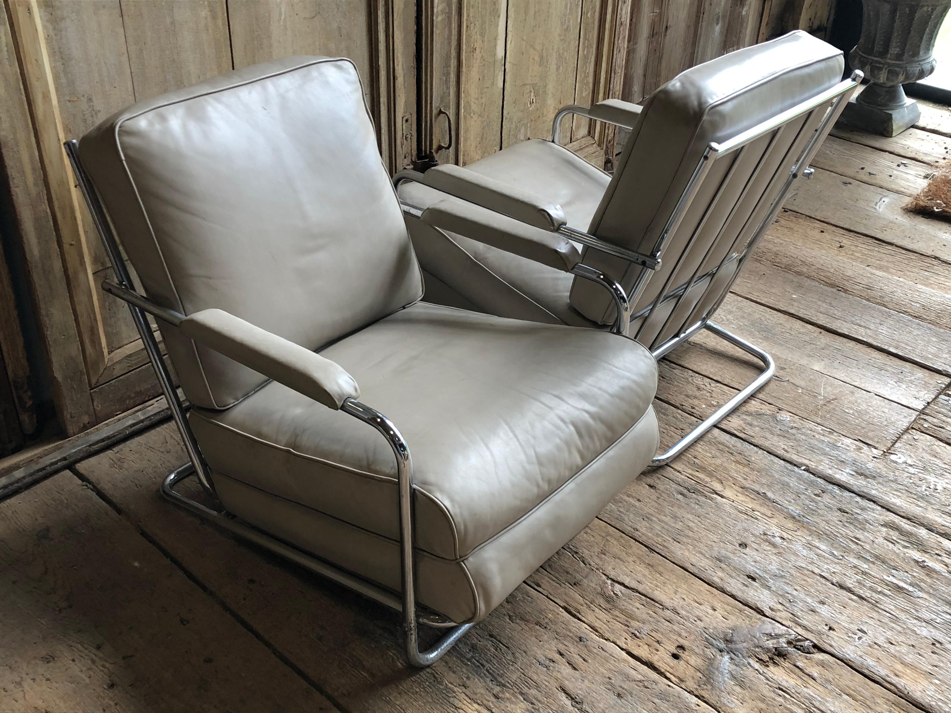 Pair of Gilbert Rohde Lounge Chairs In Chrome and Leather 5