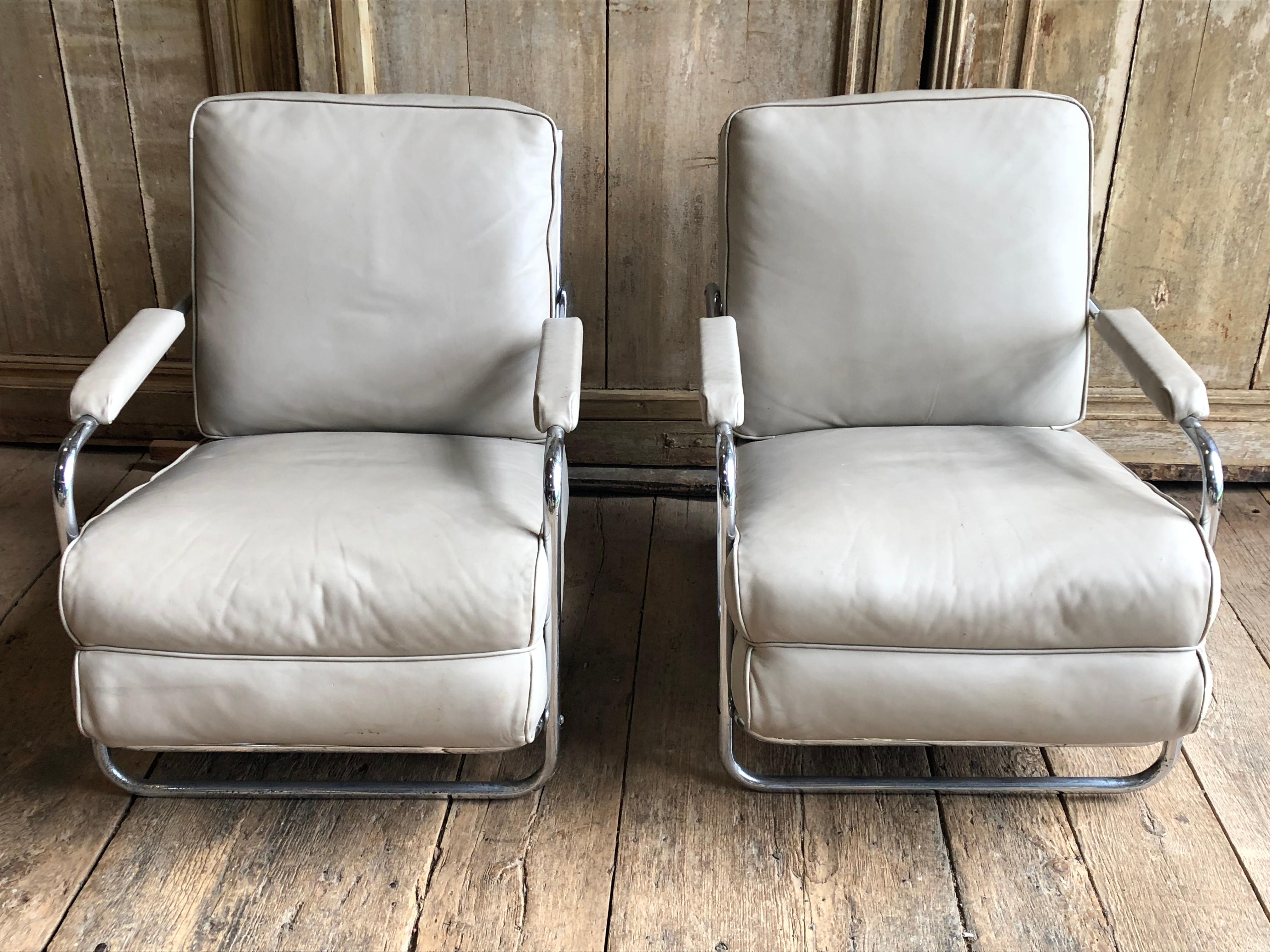 Pair of Gilbert Rohde Lounge Chairs In Chrome and Leather 1