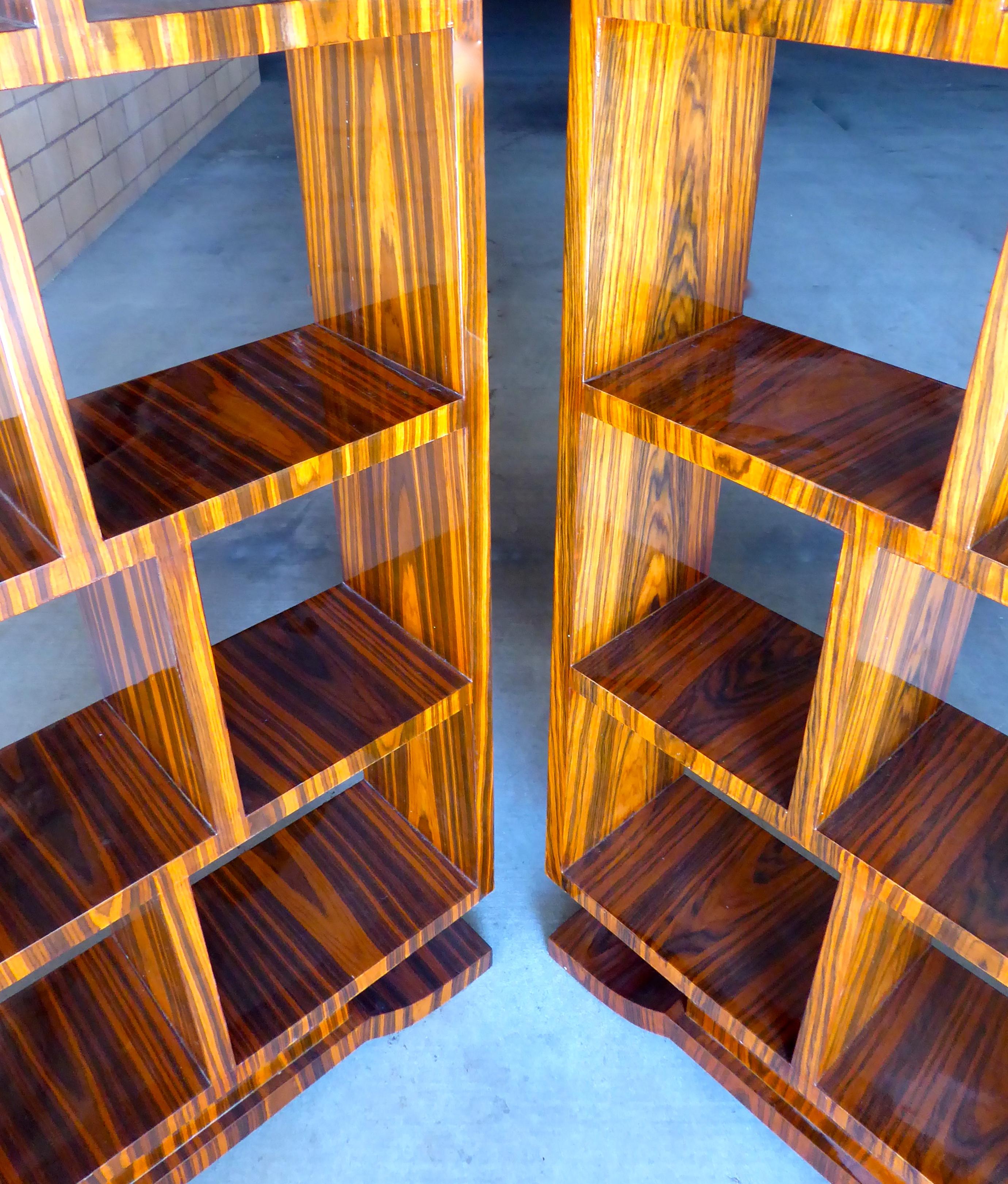 Paar Bücherregale aus Makassar-Ebenholz im Art-Déco-Stil 4