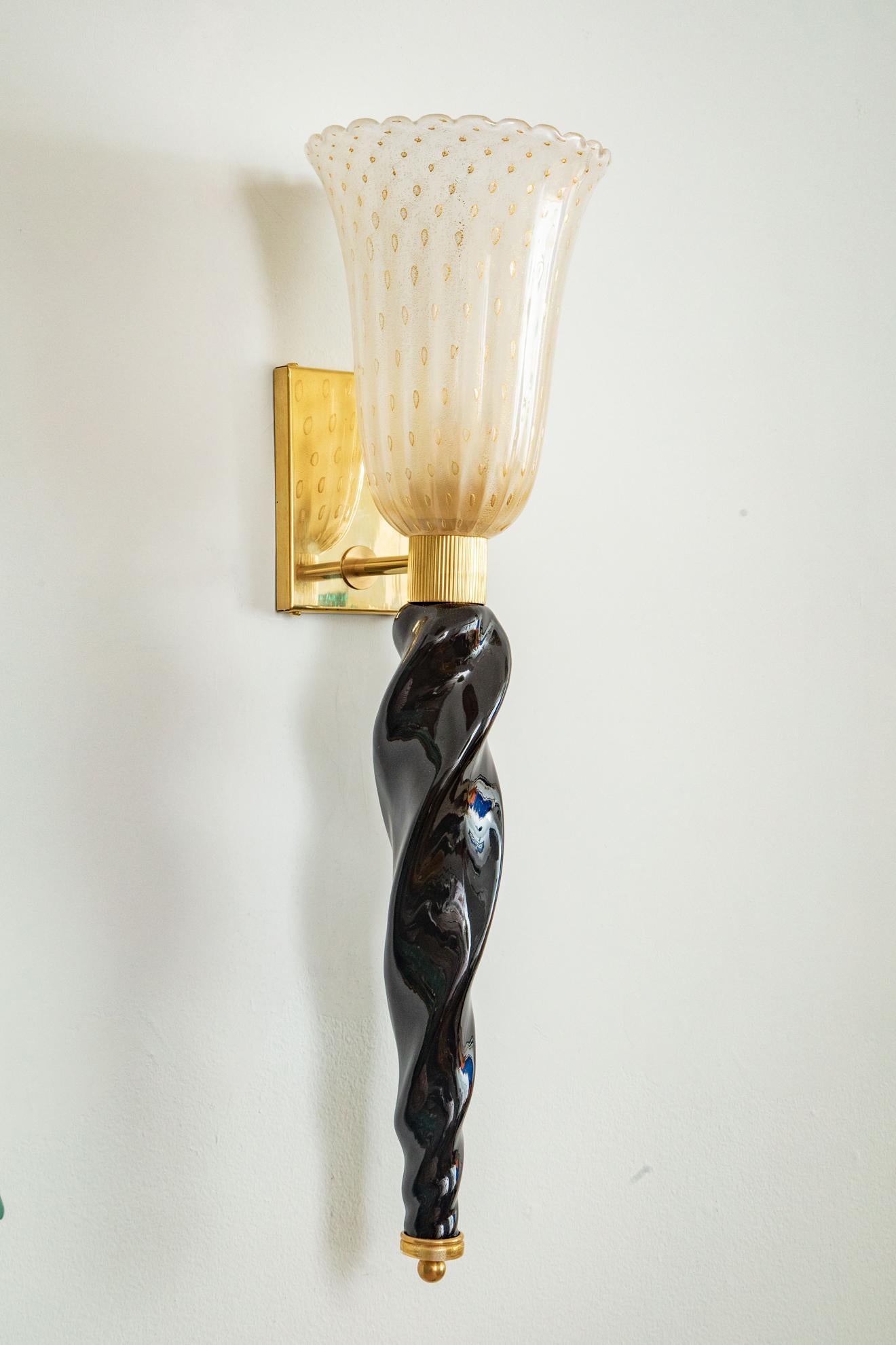 Contemporary Pair of Art Deco Style Murano Black and Gold Glass Wall Lights, in Stock For Sale