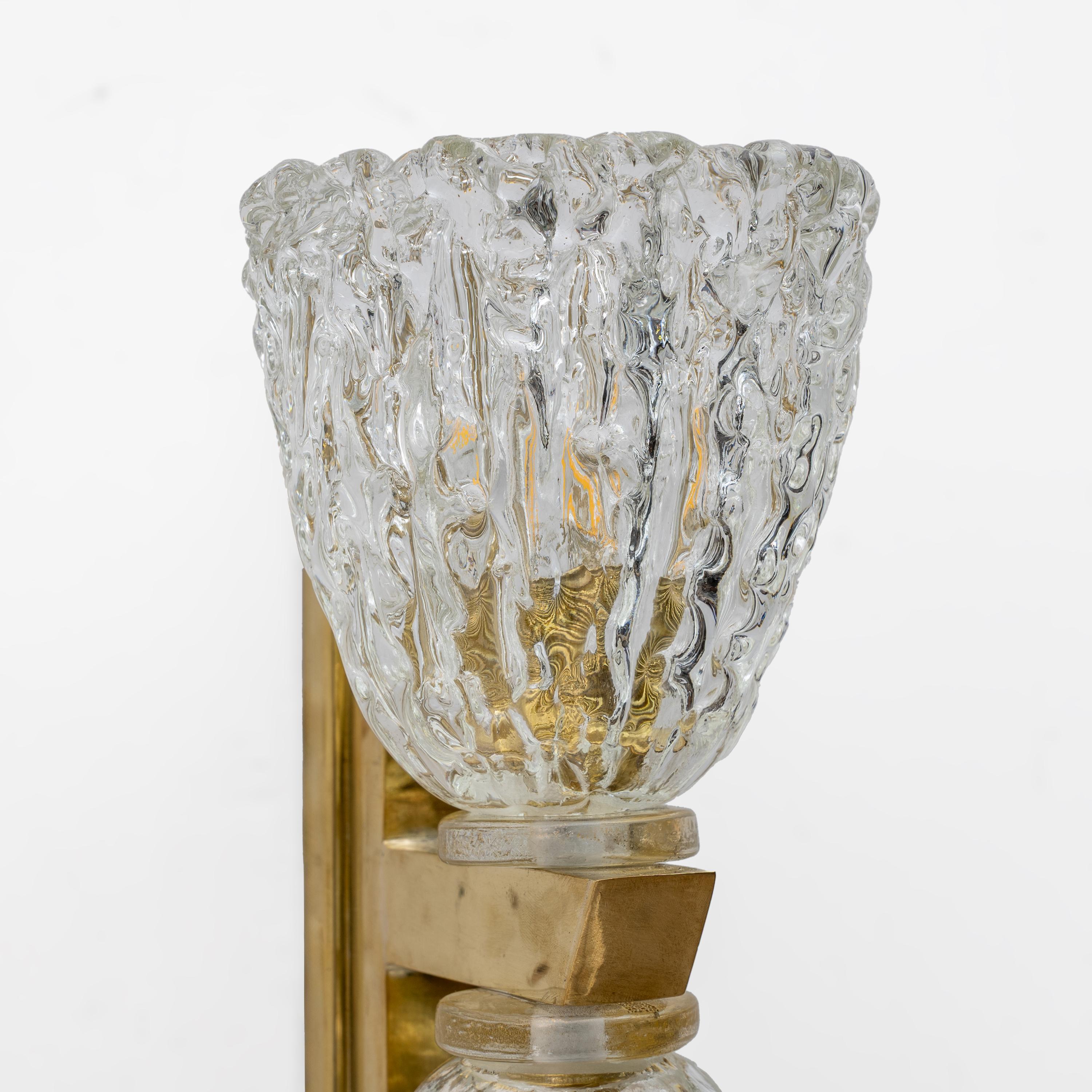 Coppia di lampade in vetro di Murano e ottone in stile Art Déco in vendita 2