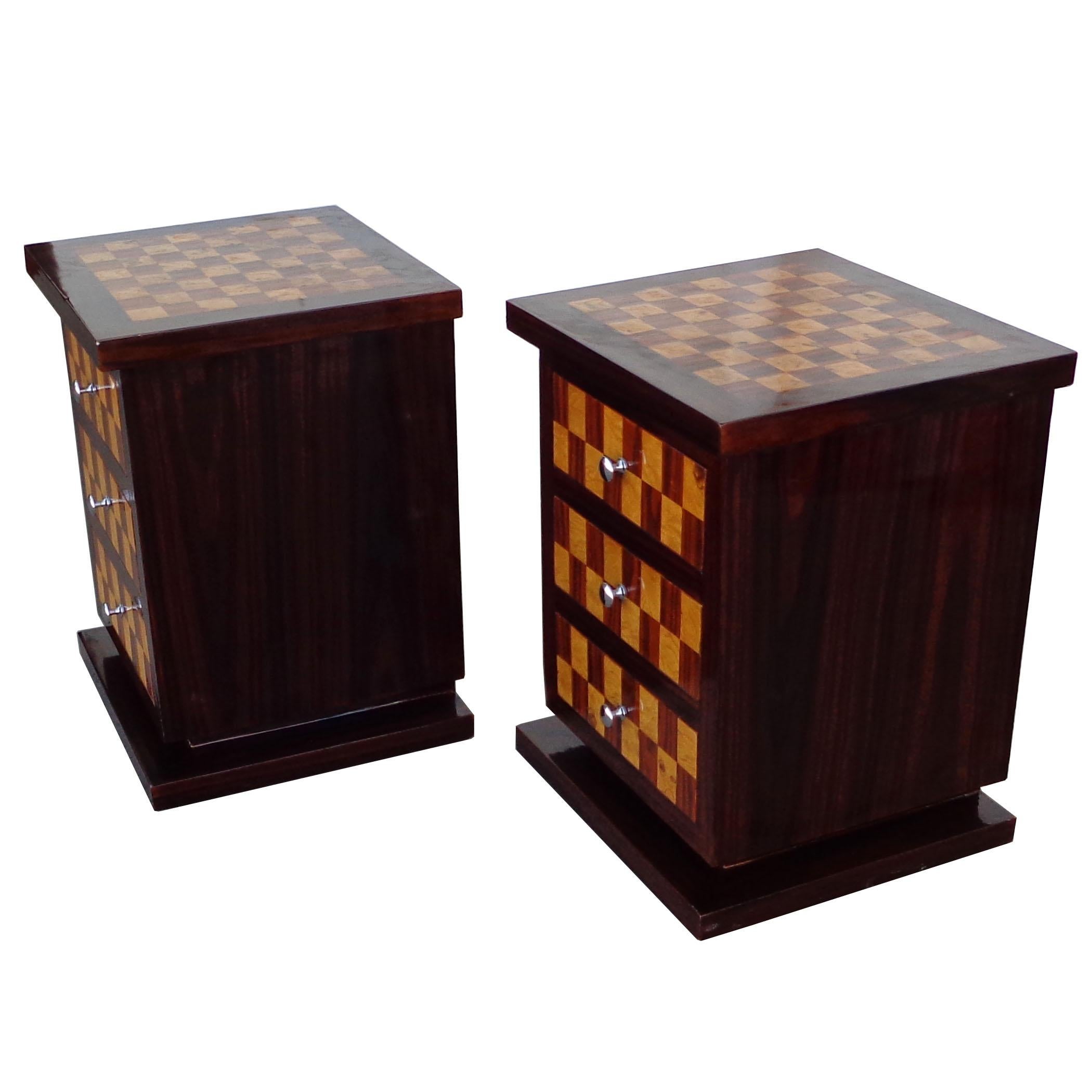 European Pair of Art Deco Style Nightstands or Side Tables For Sale