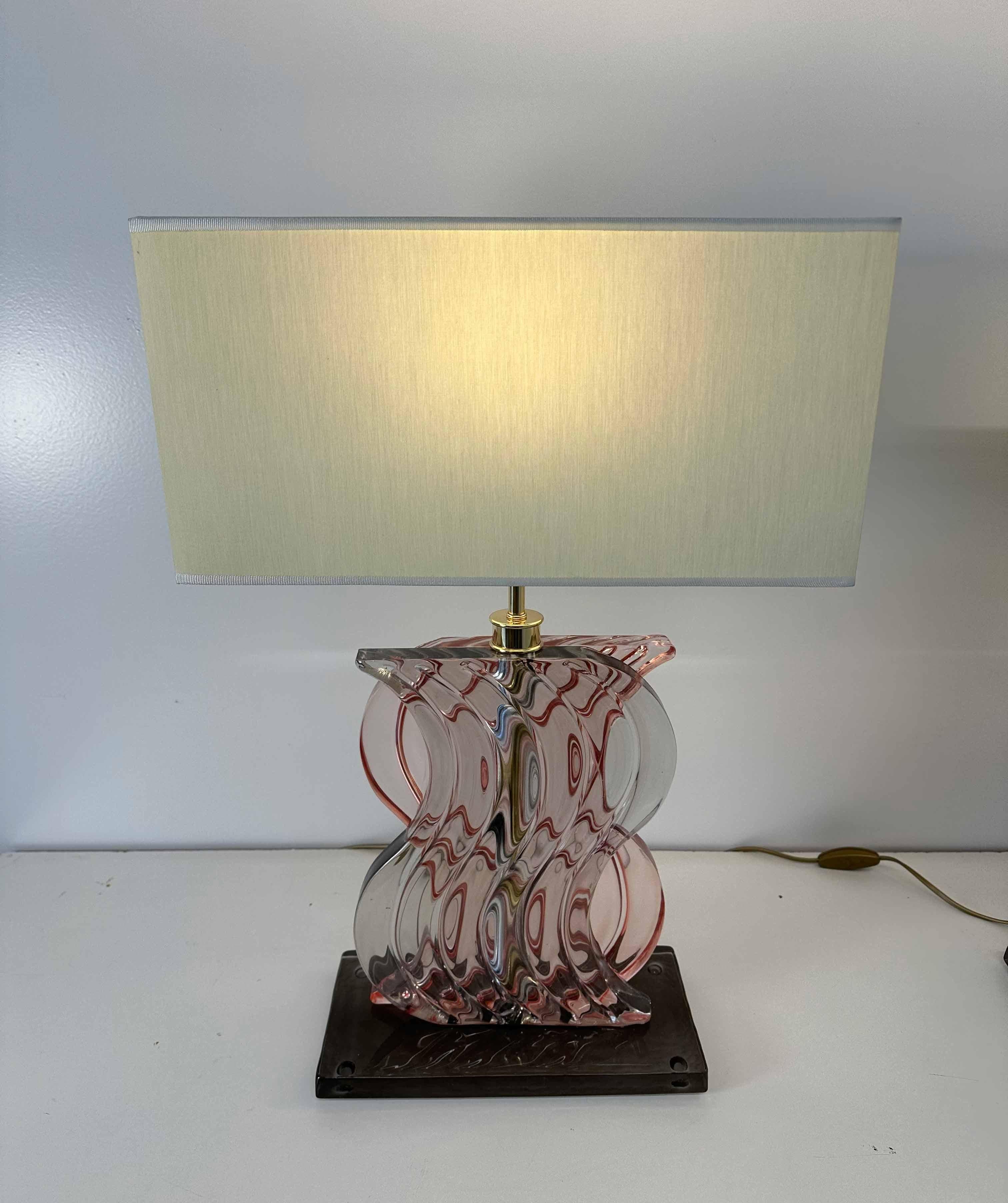 Paire de lampes de bureau de style Art Déco en verre de Murano rose  en vente 4