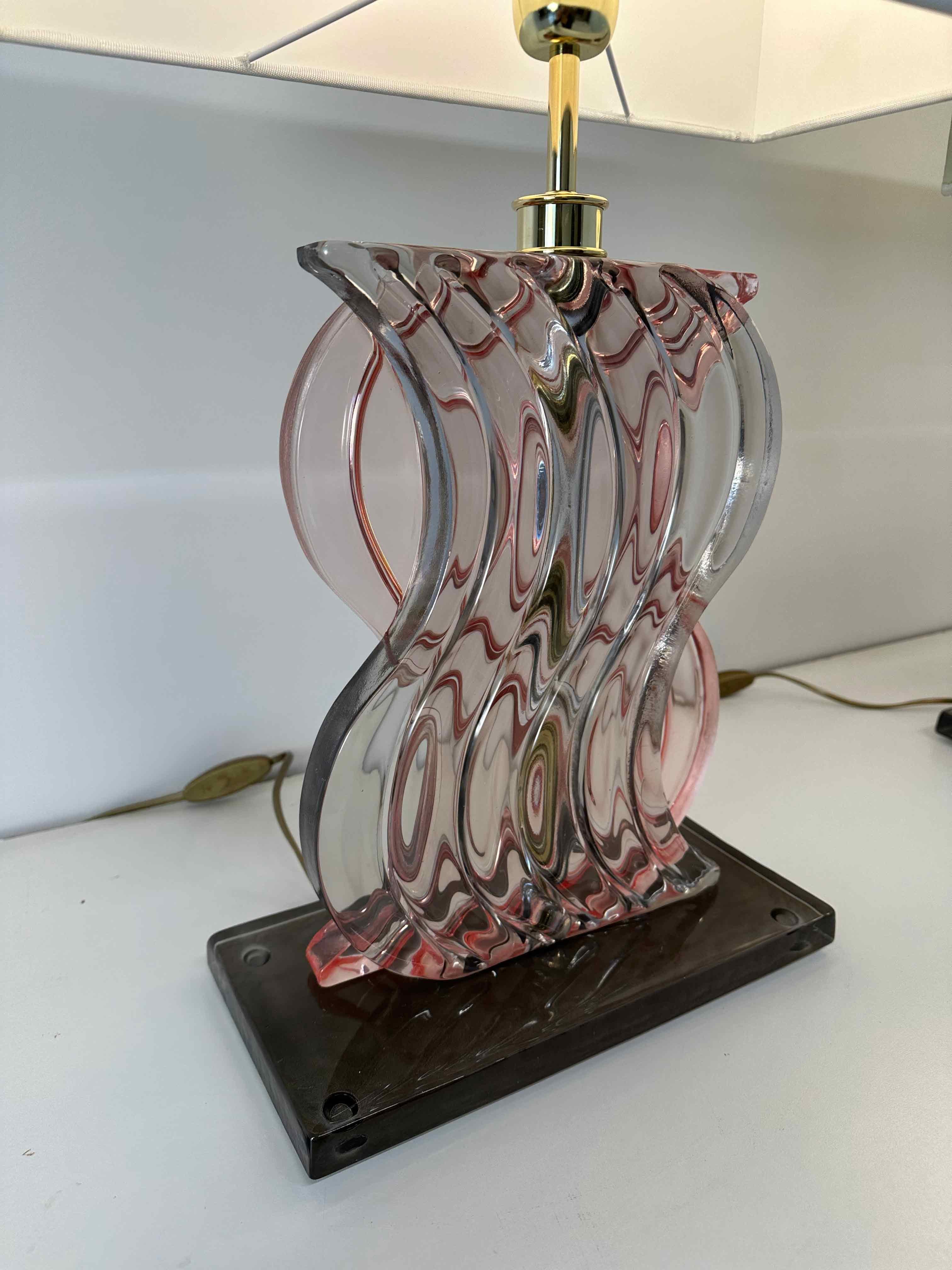 Paire de lampes de bureau de style Art Déco en verre de Murano rose  en vente 5